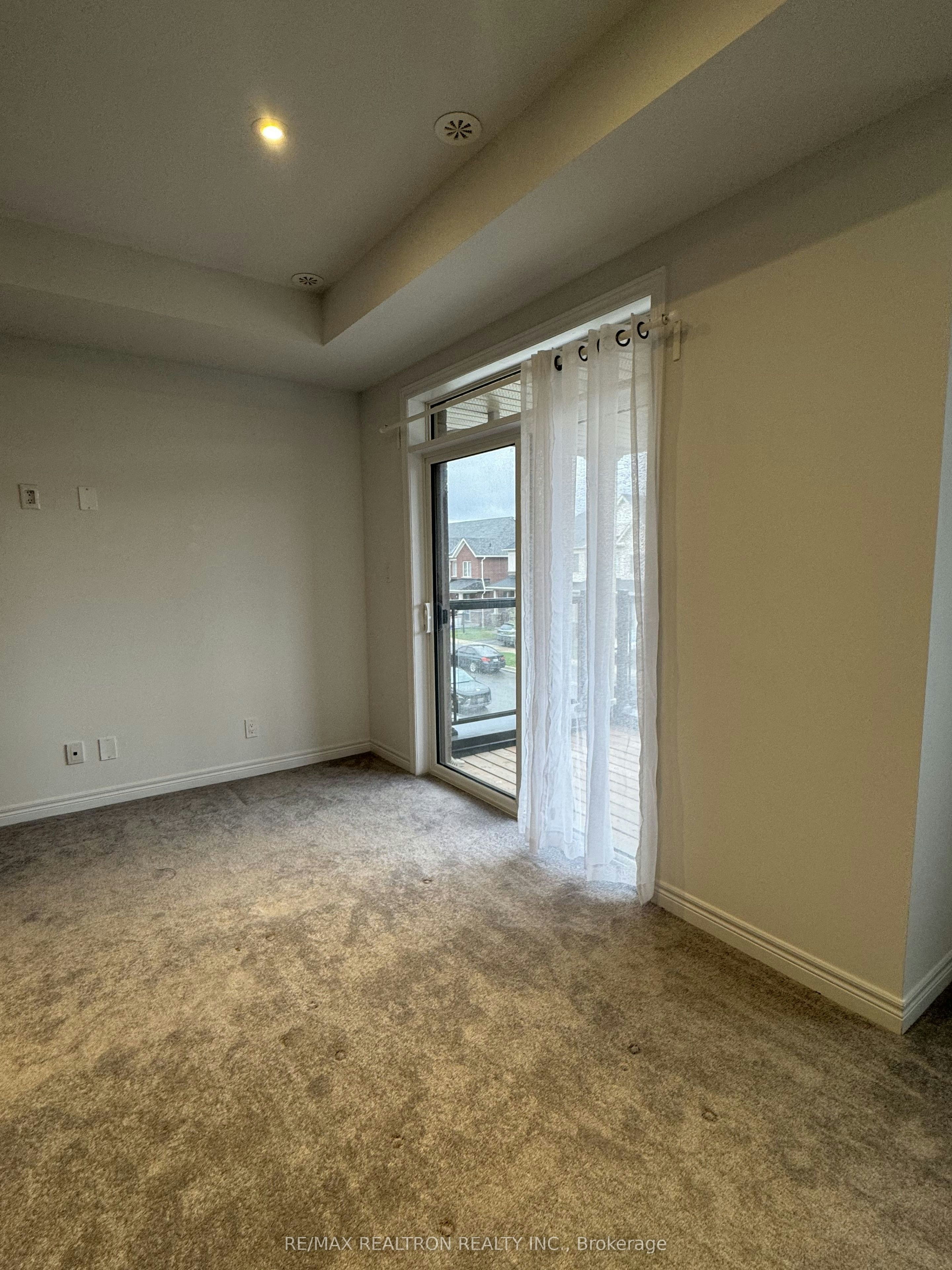 2031 Cameron Lott Crescent, Oshawa, ON, L1L 0S1 - 17