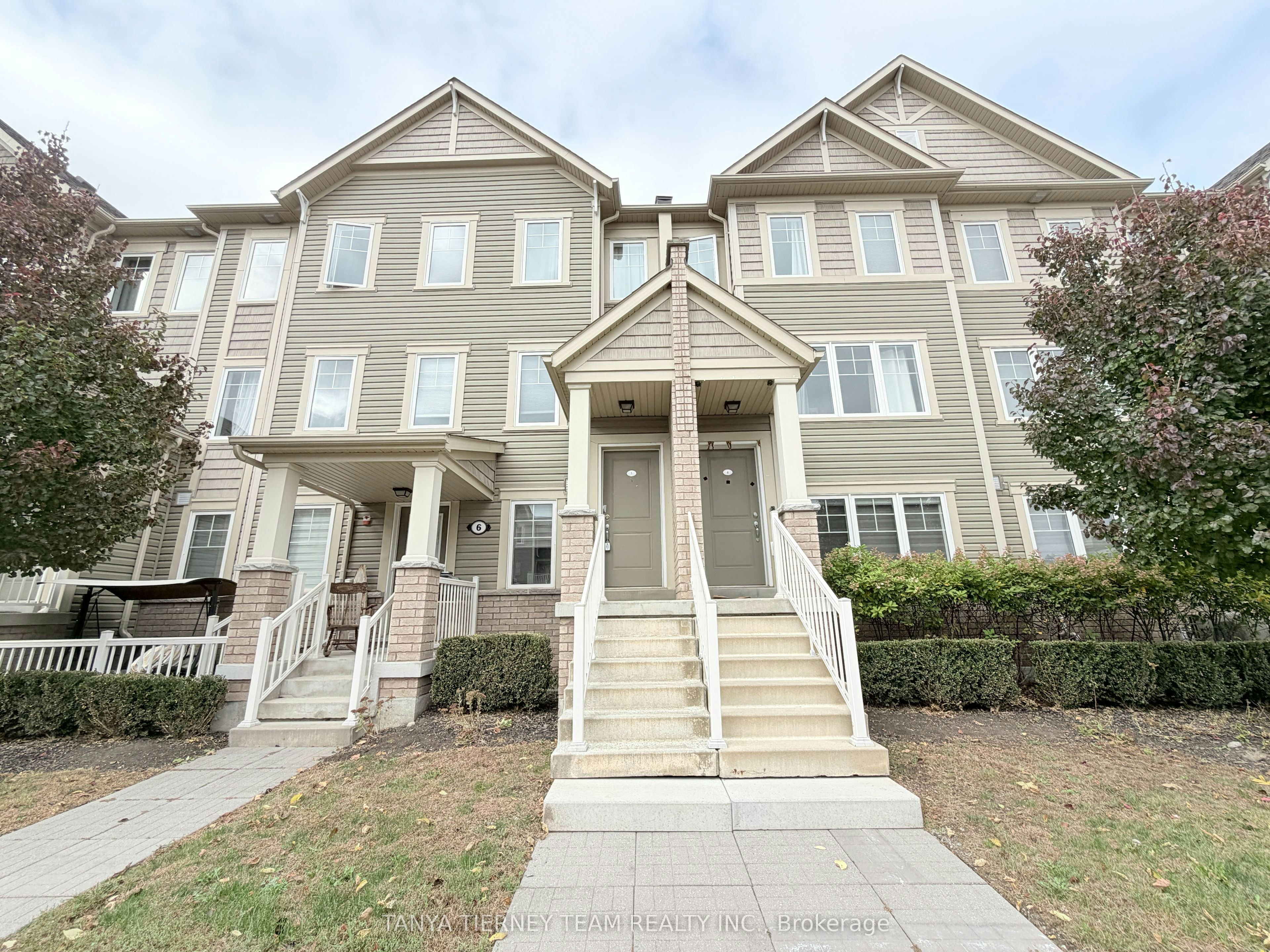 5-2500 Hill Rise Court, Oshawa, ON, L1L 0J5