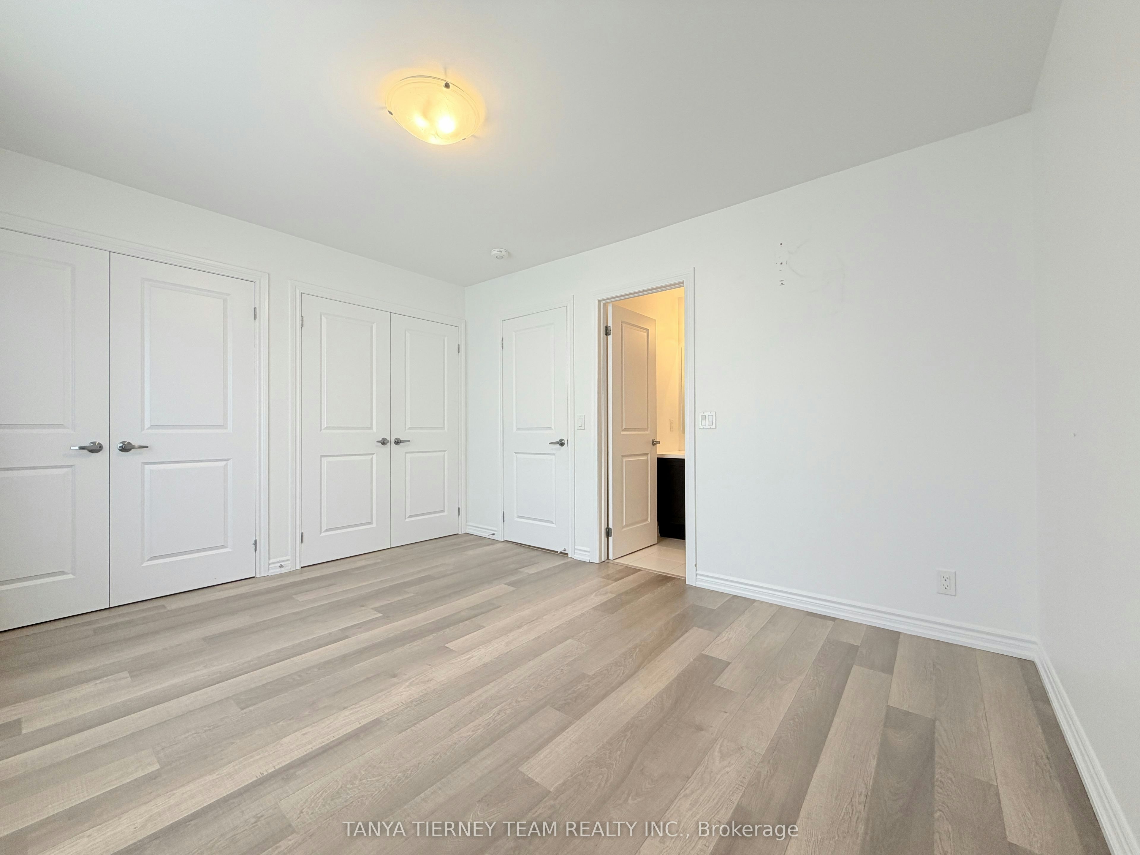 5-2500 Hill Rise Court, Oshawa, ON, L1L 0J5 - 24