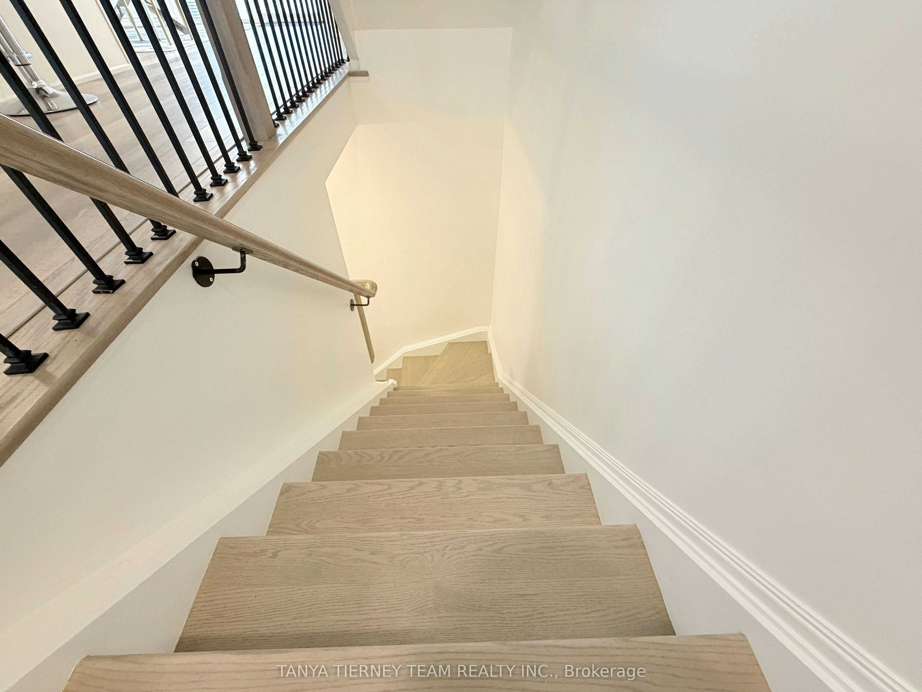 5-2500 Hill Rise Court, Oshawa, ON, L1L 0J5 - 27