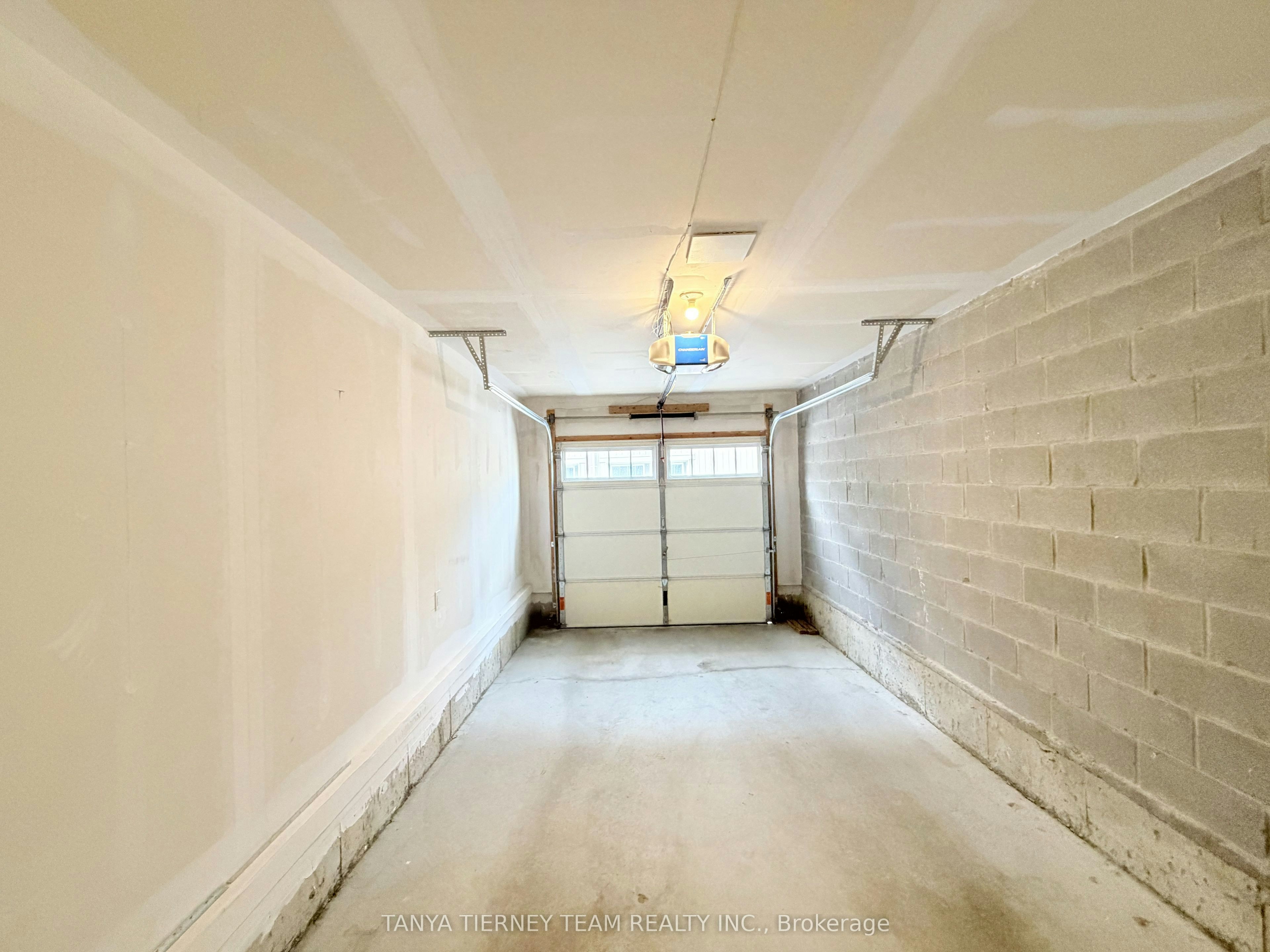 5-2500 Hill Rise Court, Oshawa, ON, L1L 0J5 - 29