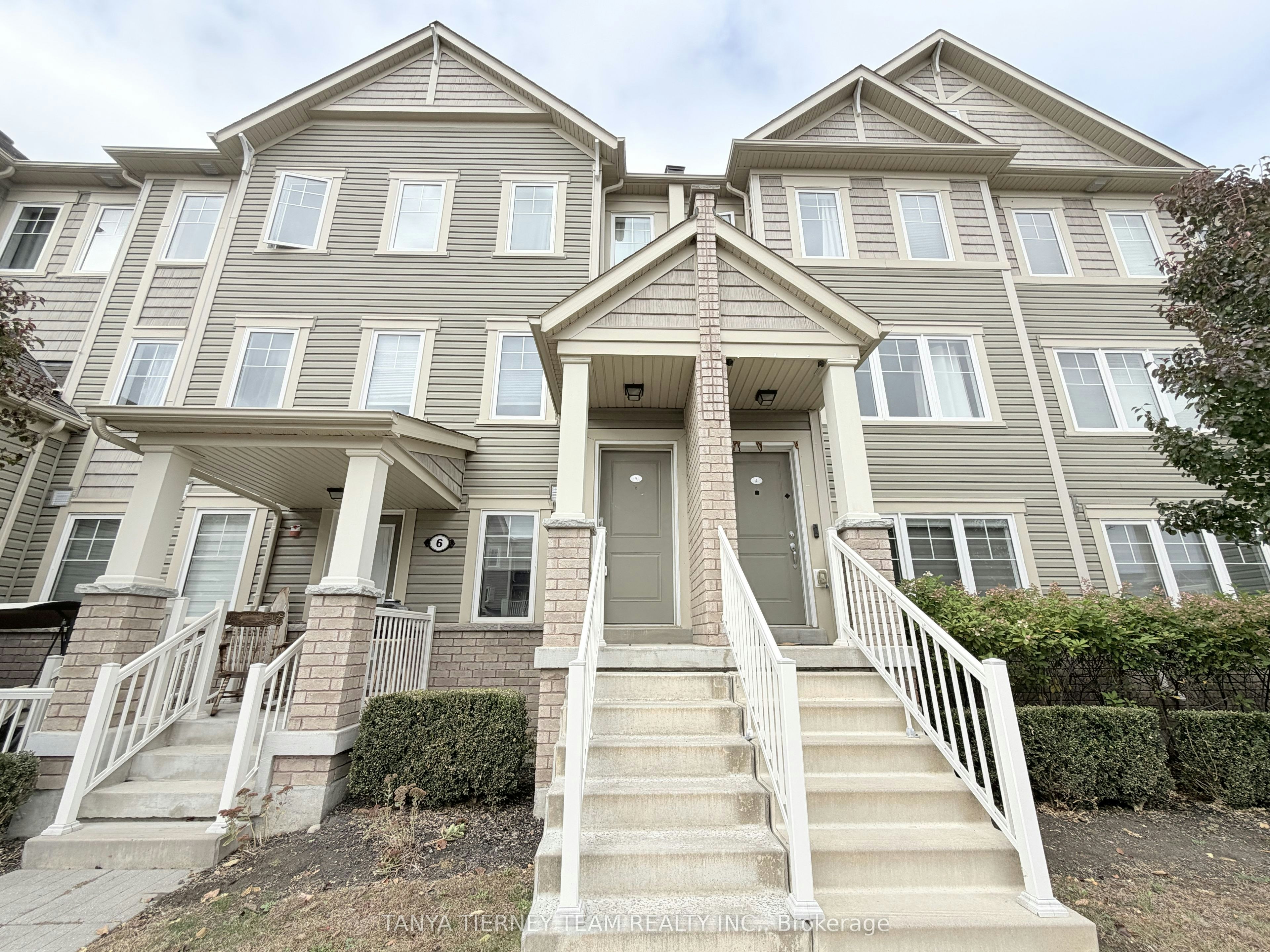 5-2500 Hill Rise Court, Oshawa, ON, L1L 0J5 - 2