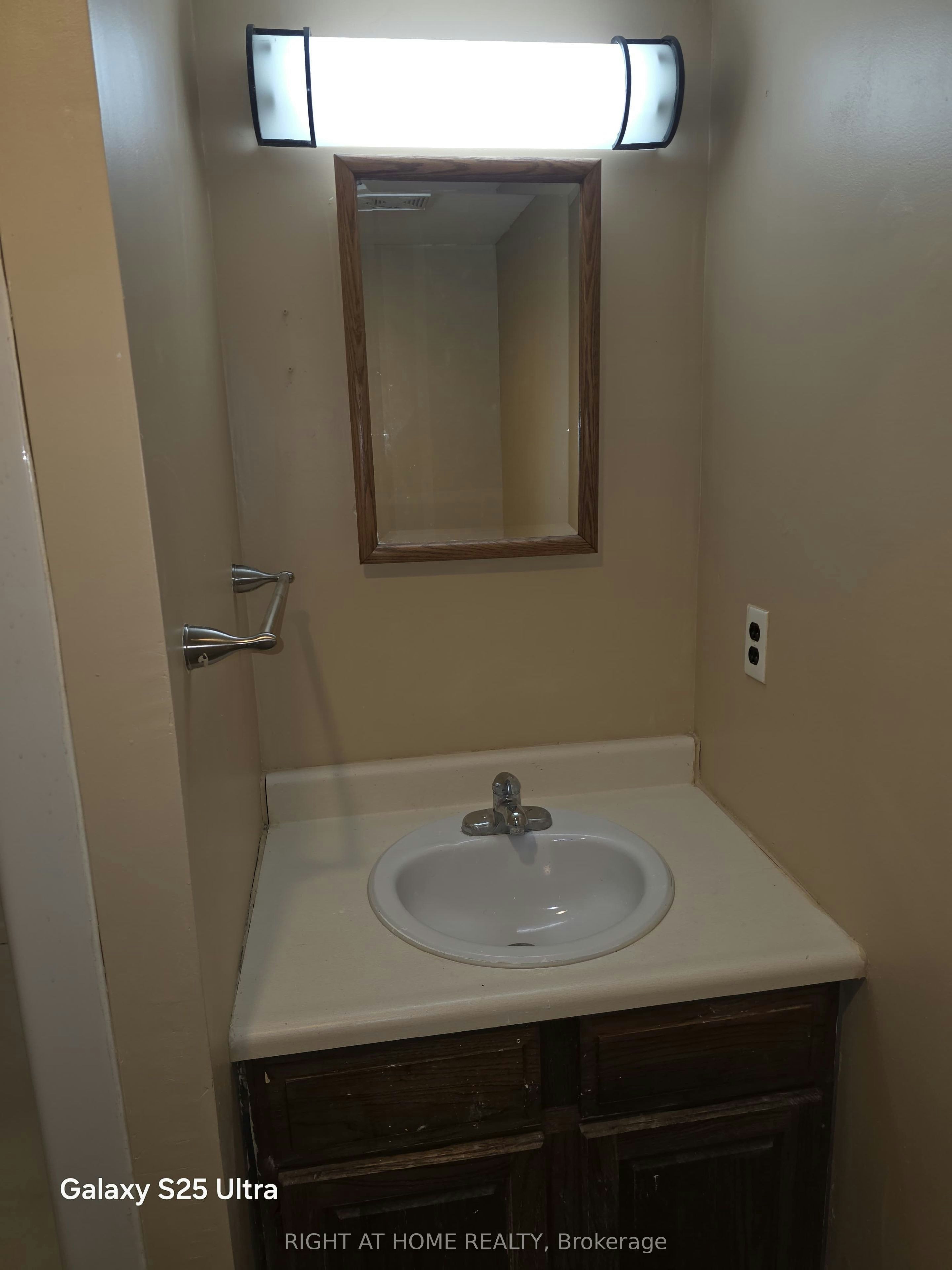 Basement-1715 Rossland Road E, Whitby, ON, L1N 3P1 - 6