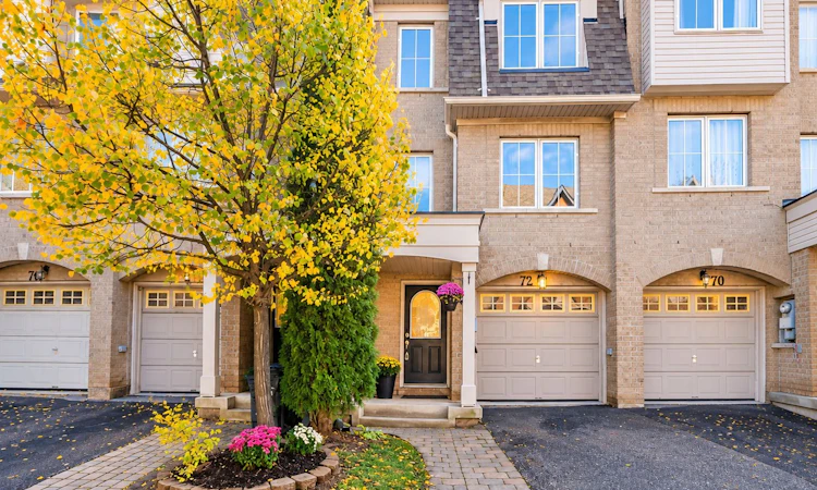 72 Jenkinson Way