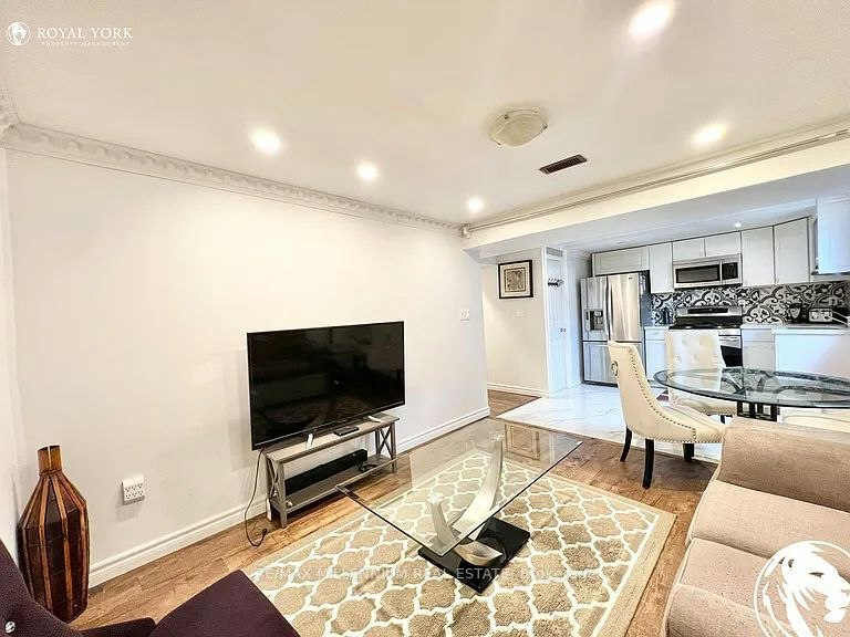 Lower-66 Overlord Crescent, Toronto, ON, M1B 4P2 - 4