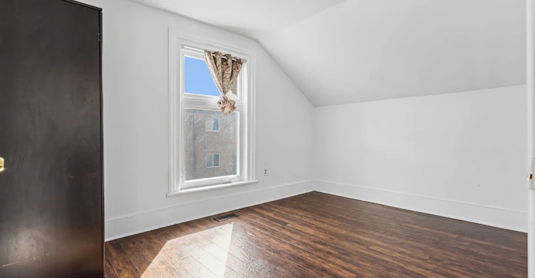 Upper-168 Centre Street S, Oshawa, ON, L1H 4A6 - 16