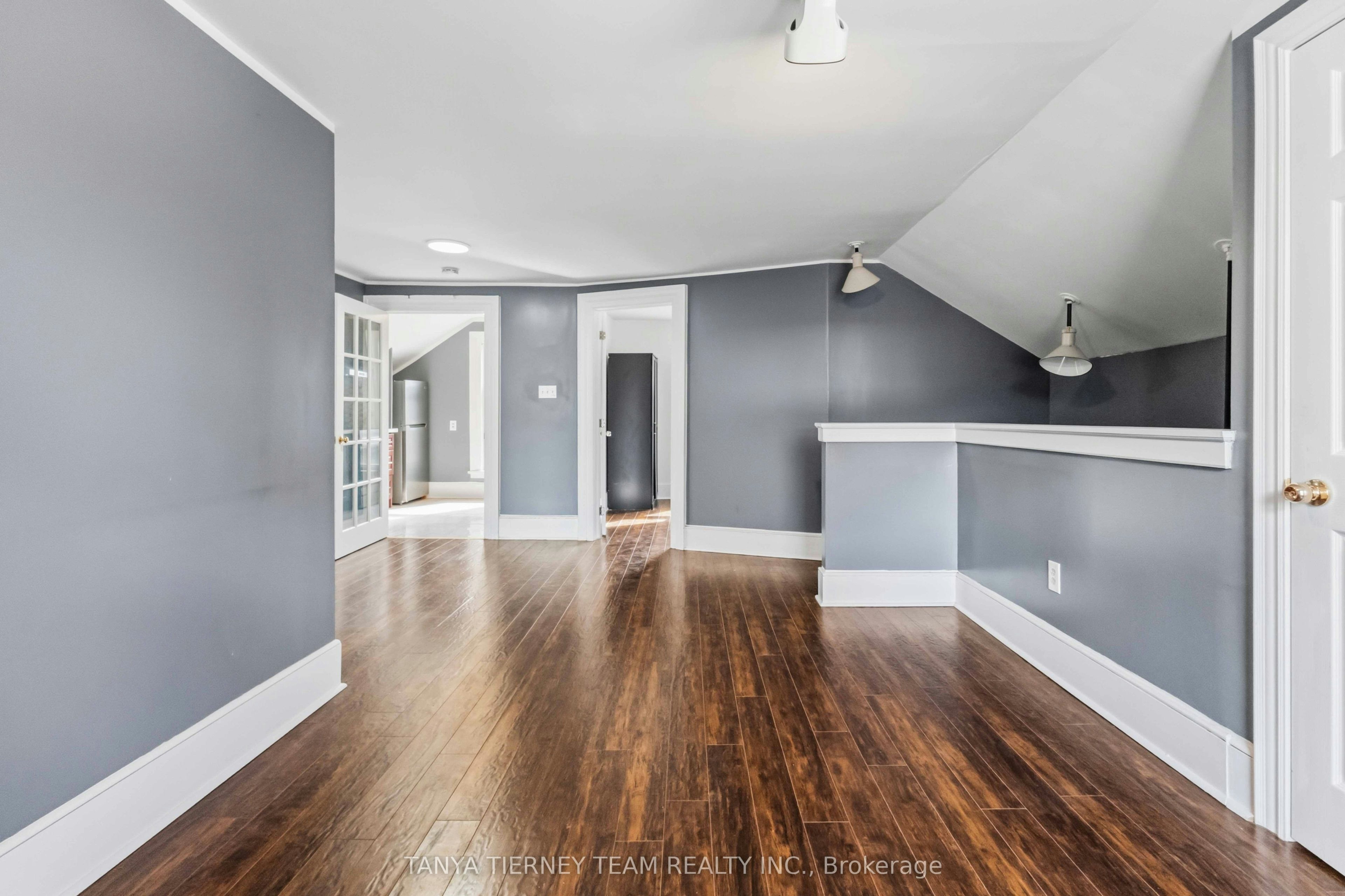 Upper-168 Centre Street S, Oshawa, ON, L1H 4A6 - 10