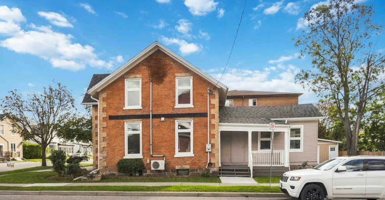 Upper-168 Centre Street S, Oshawa, ON, L1H 4A6 - 3