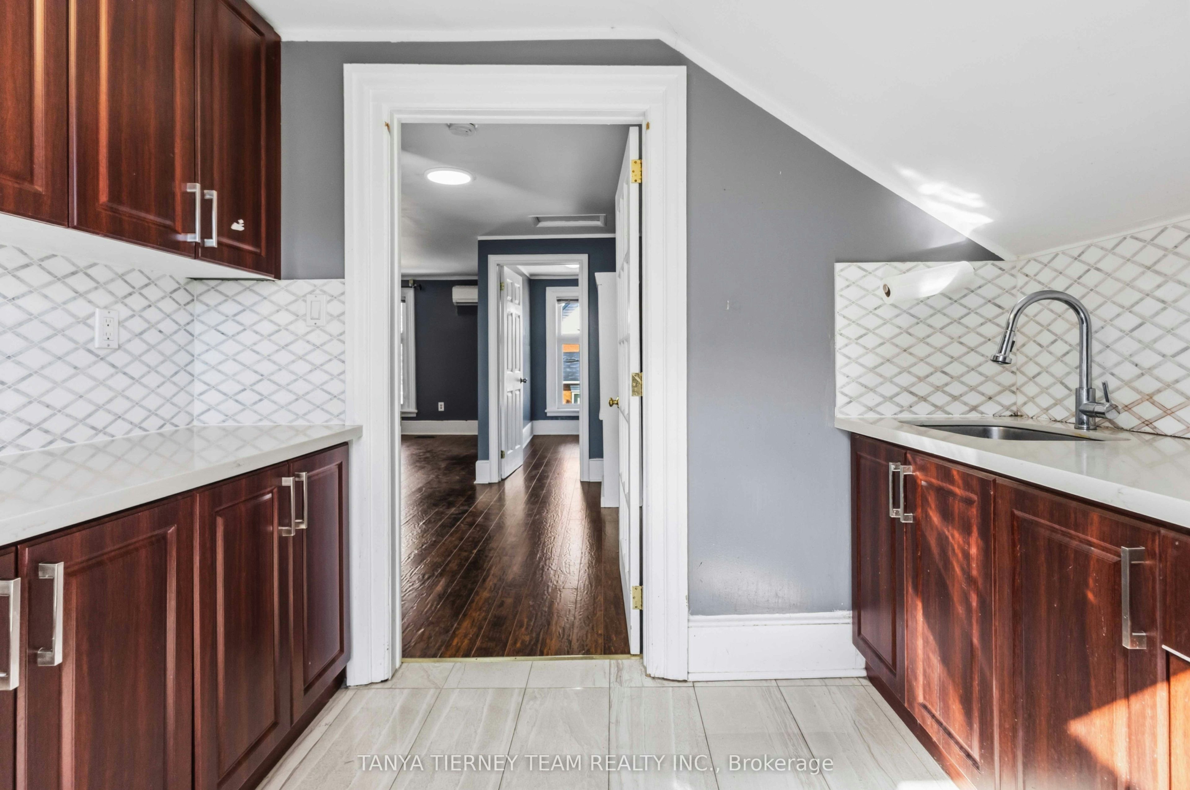 Upper-168 Centre Street S, Oshawa, ON, L1H 4A6 - 14