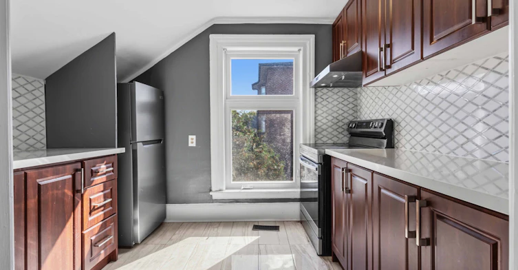 Upper-168 Centre Street S, Oshawa, ON, L1H 4A6 - 12