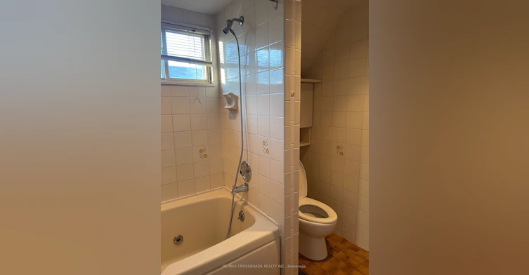 Upper-56 Harris Park Drive, Toronto, ON, M1L 3A7 - 10