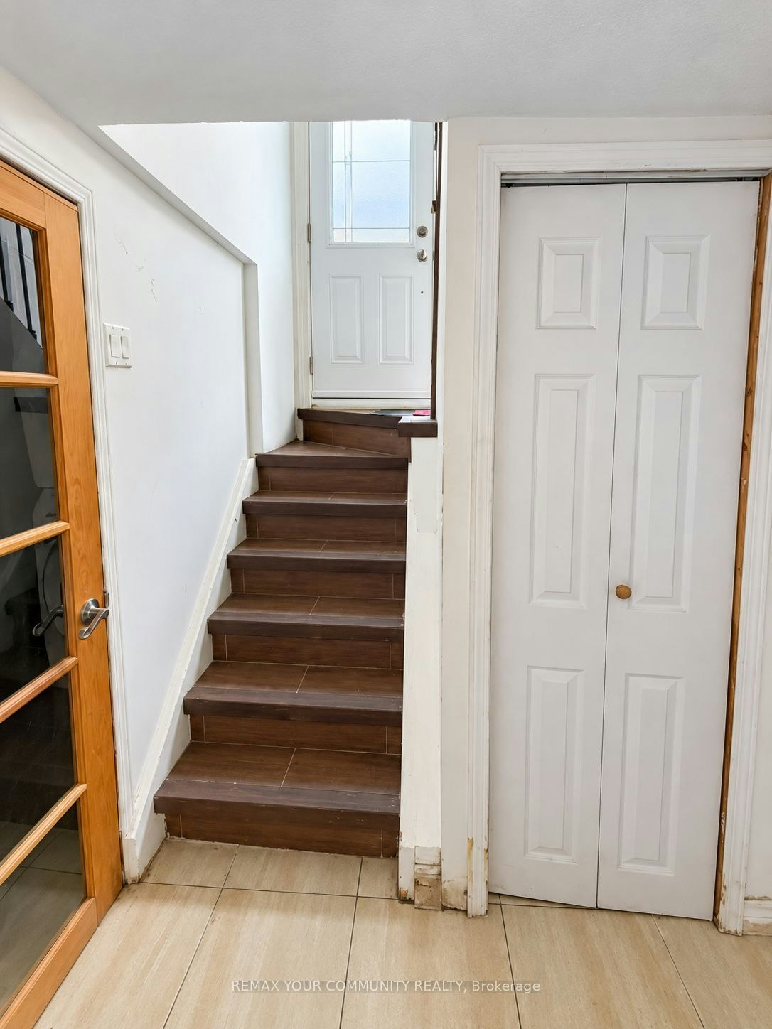 Lower-100 Ellington Drive, Toronto, ON, M1R 3Y1 - 4