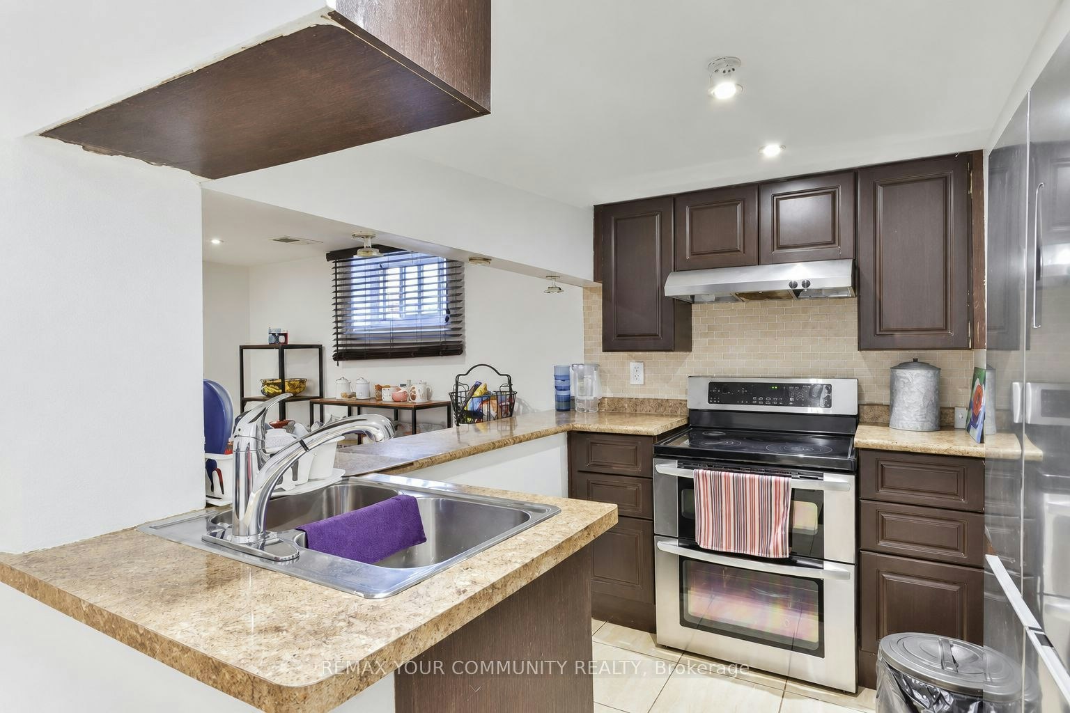Lower-100 Ellington Drive, Toronto, ON, M1R 3Y1 - 9