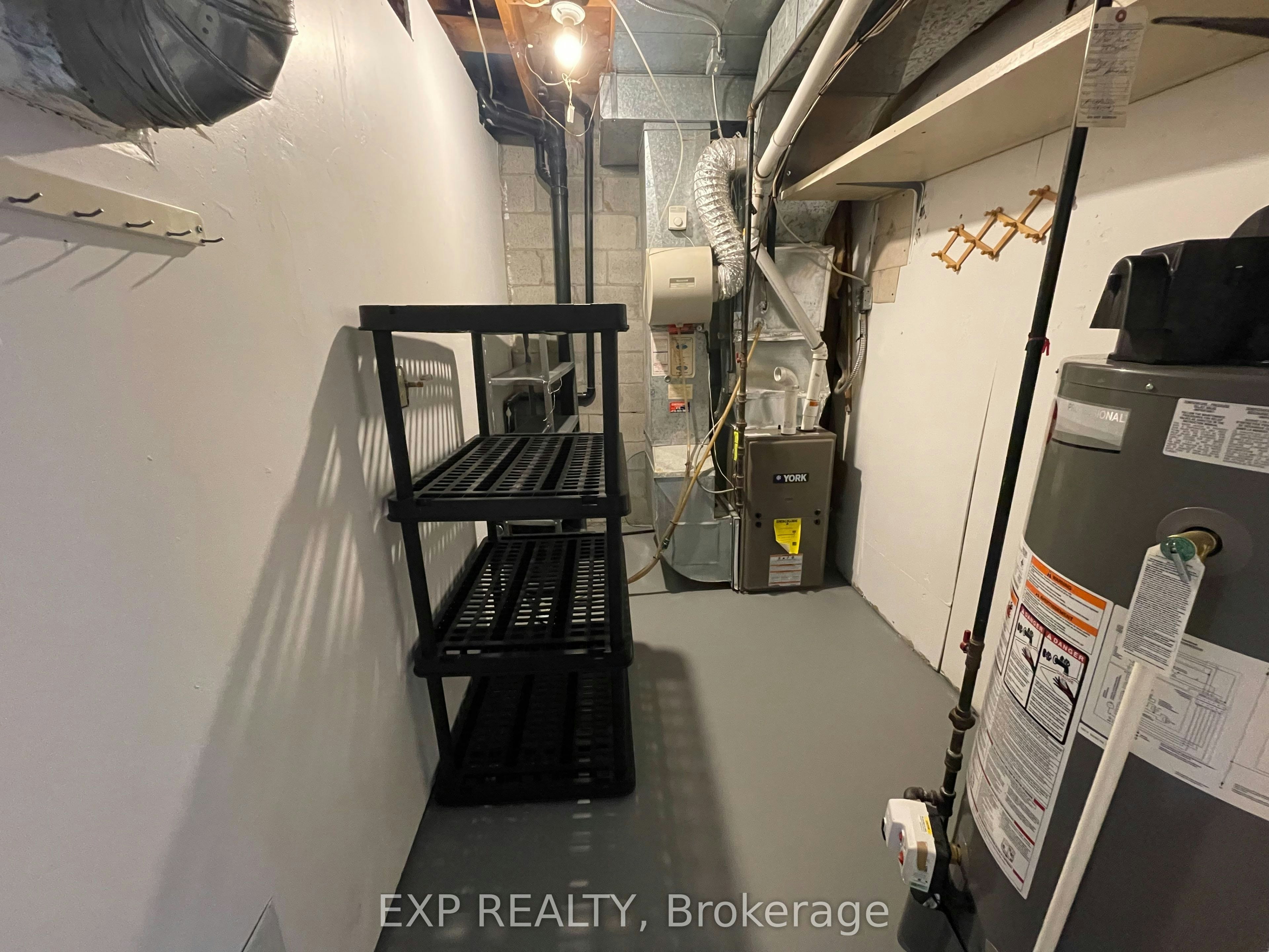 Ground Floor-94 Heale Avenue, Toronto, ON, M1N 3X8 - 24