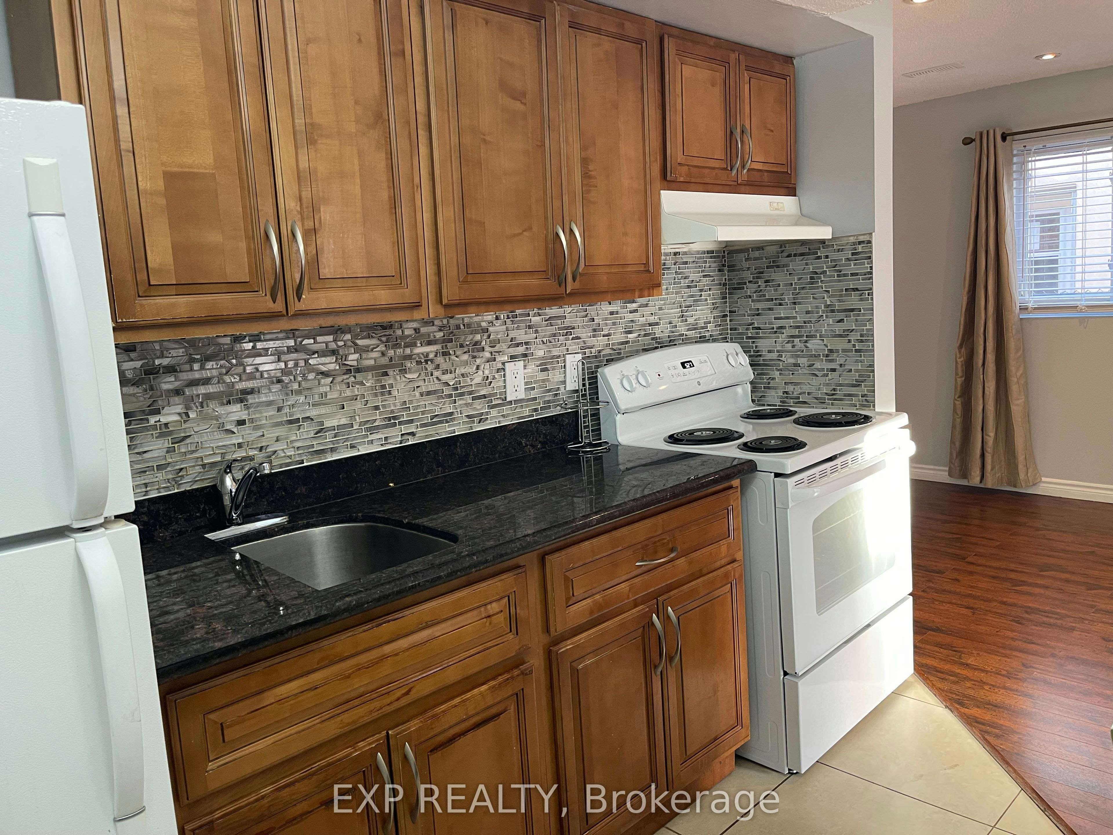 Ground Floor-94 Heale Avenue, Toronto, ON, M1N 3X8 - 16