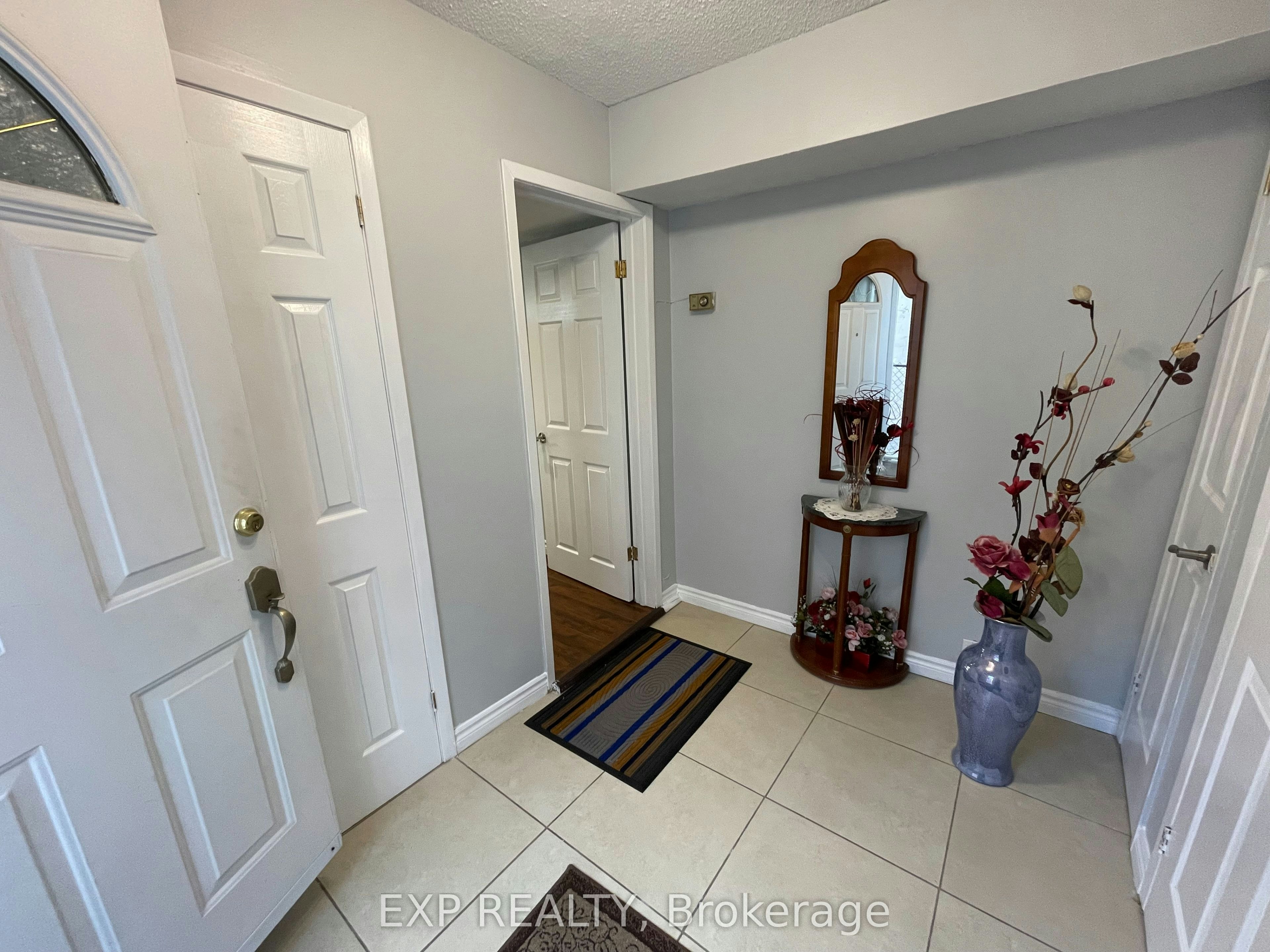 Ground Floor-94 Heale Avenue, Toronto, ON, M1N 3X8 - 5