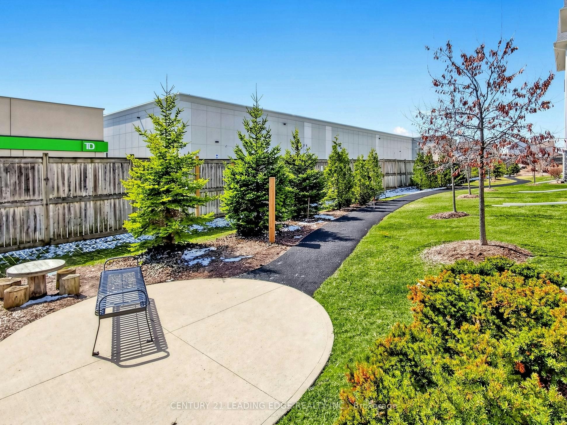 415-290 Liberty Street N, Clarington, ON, L1C 0V5 - 30