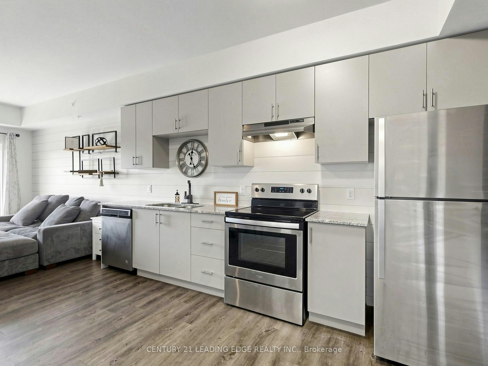415-290 Liberty Street N, Clarington, ON, L1C 0V5 - 7