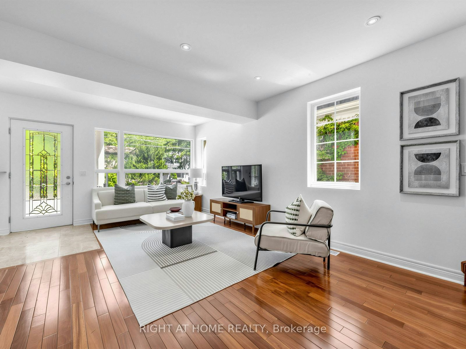 Main-20 Kildonan Drive, Toronto, ON, M1N 3B5 - 2