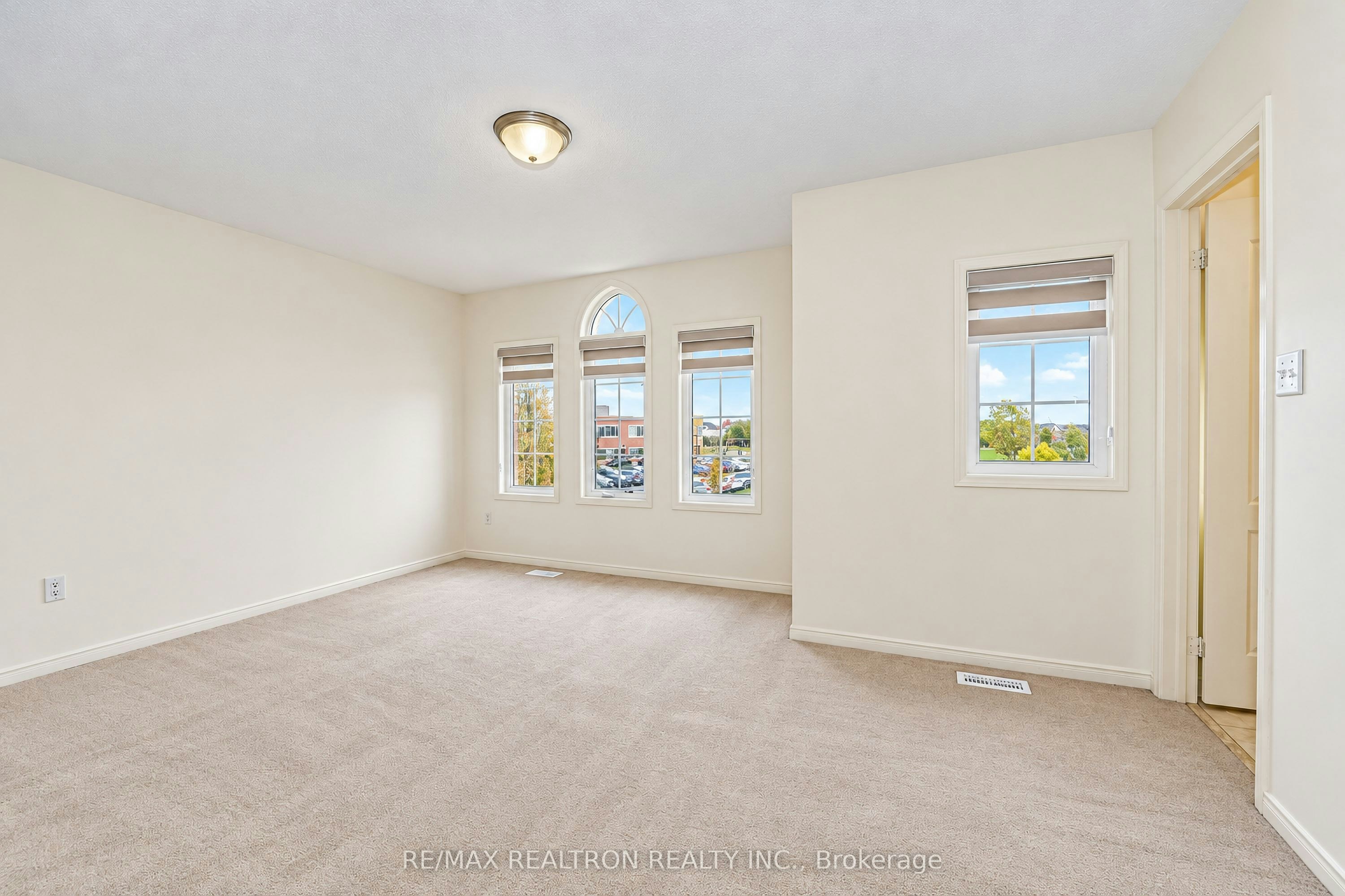 90 Williamson Drive E, Ajax, ON, L1T 0A5 - 17