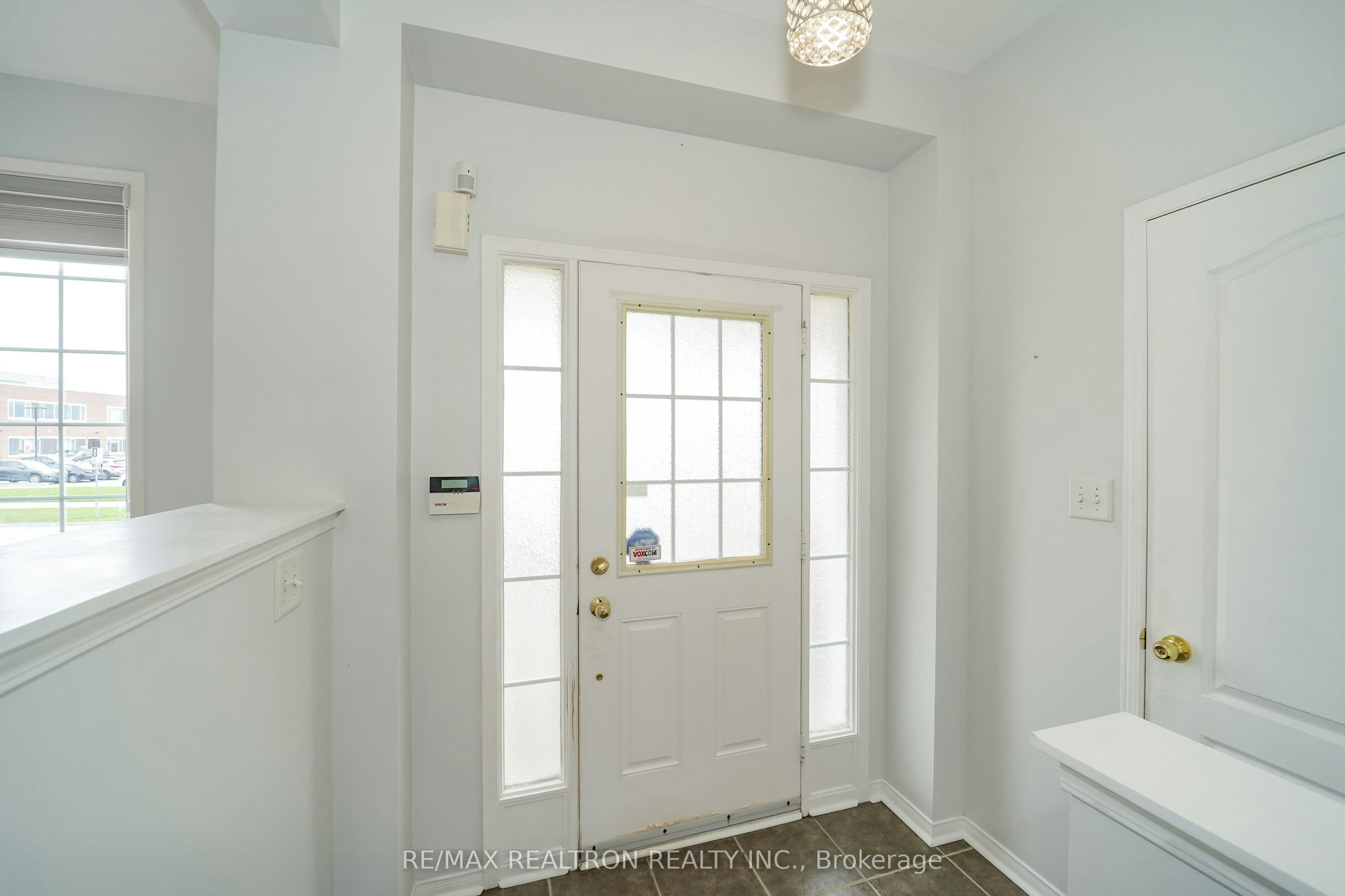 90 Williamson Drive E, Ajax, ON, L1T 0A5 - 6