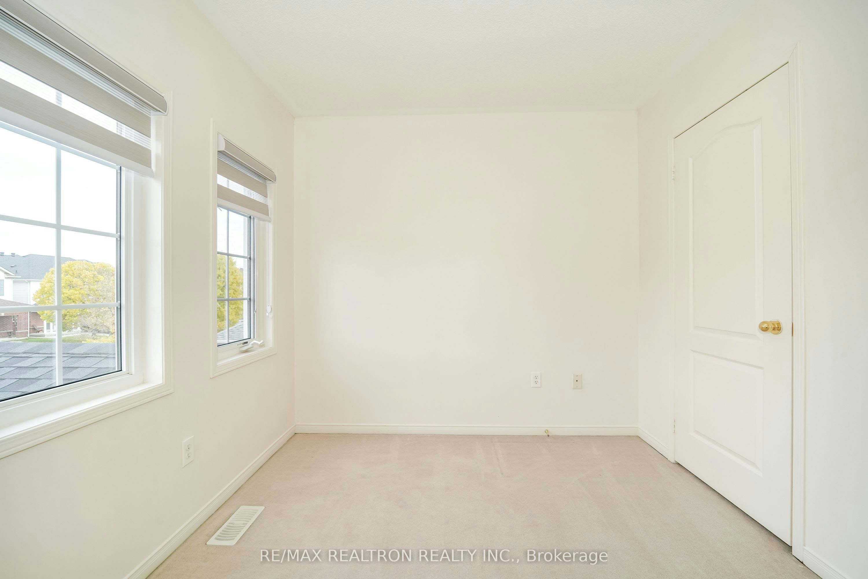 90 Williamson Drive E, Ajax, ON, L1T 0A5 - 22