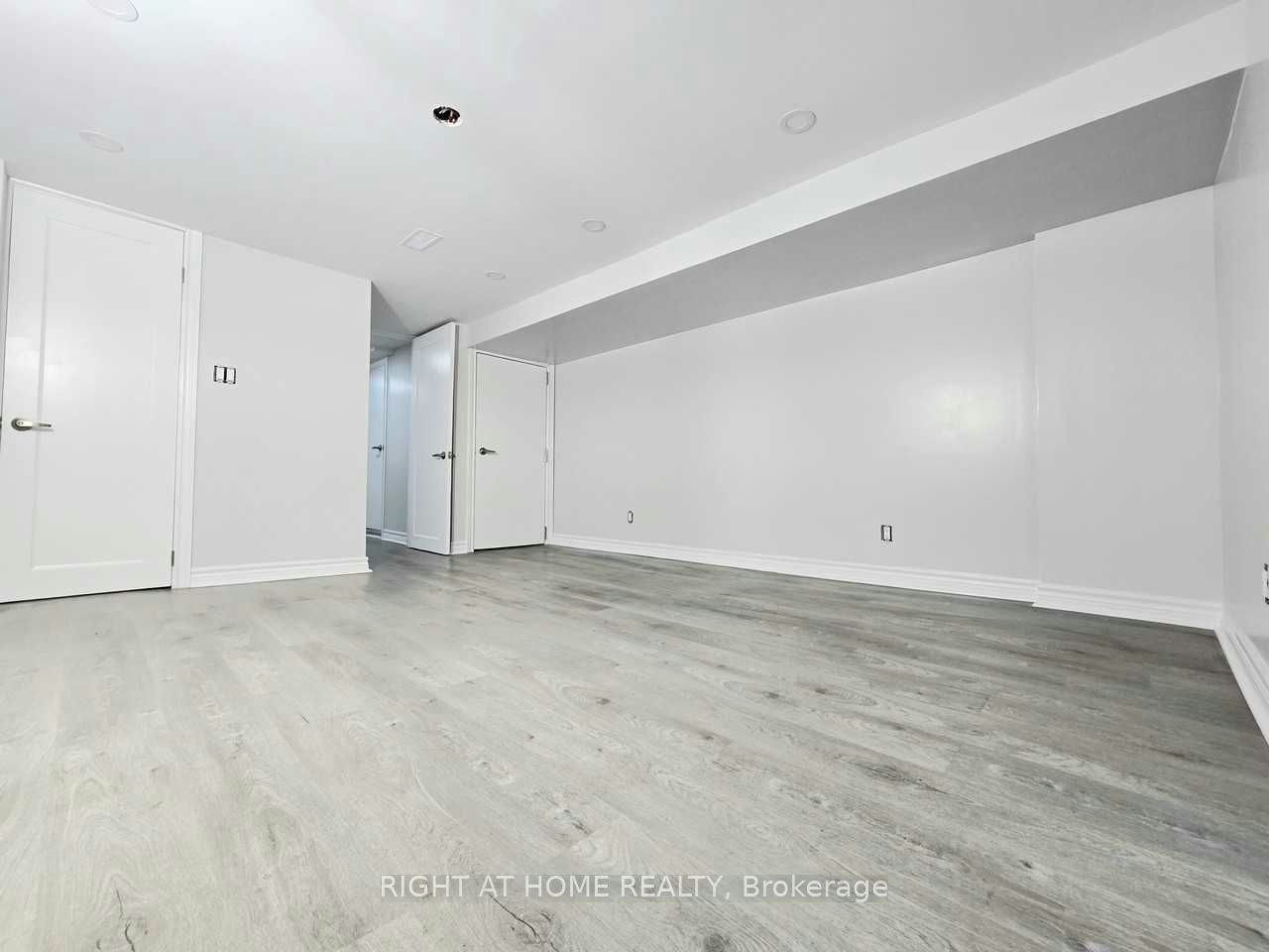 BSMT-68 Woodington Avenue, Toronto, ON, M4C 3J5 - 3