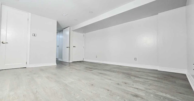 BSMT-68 Woodington Avenue, Toronto, ON, M4C 3J5 - 3