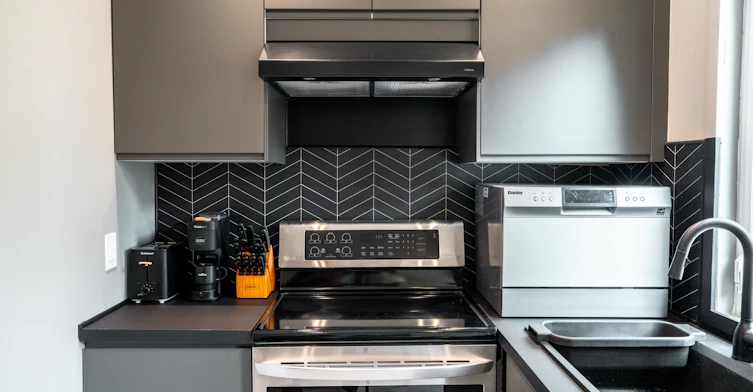 Main-797 Pape Avenue, Toronto, ON, M4K 3T2 - 10