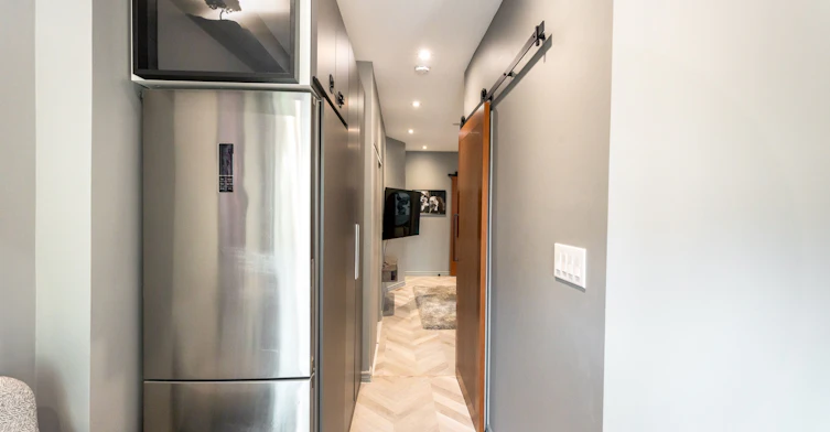 Main-797 Pape Avenue, Toronto, ON, M4K 3T2 - 15