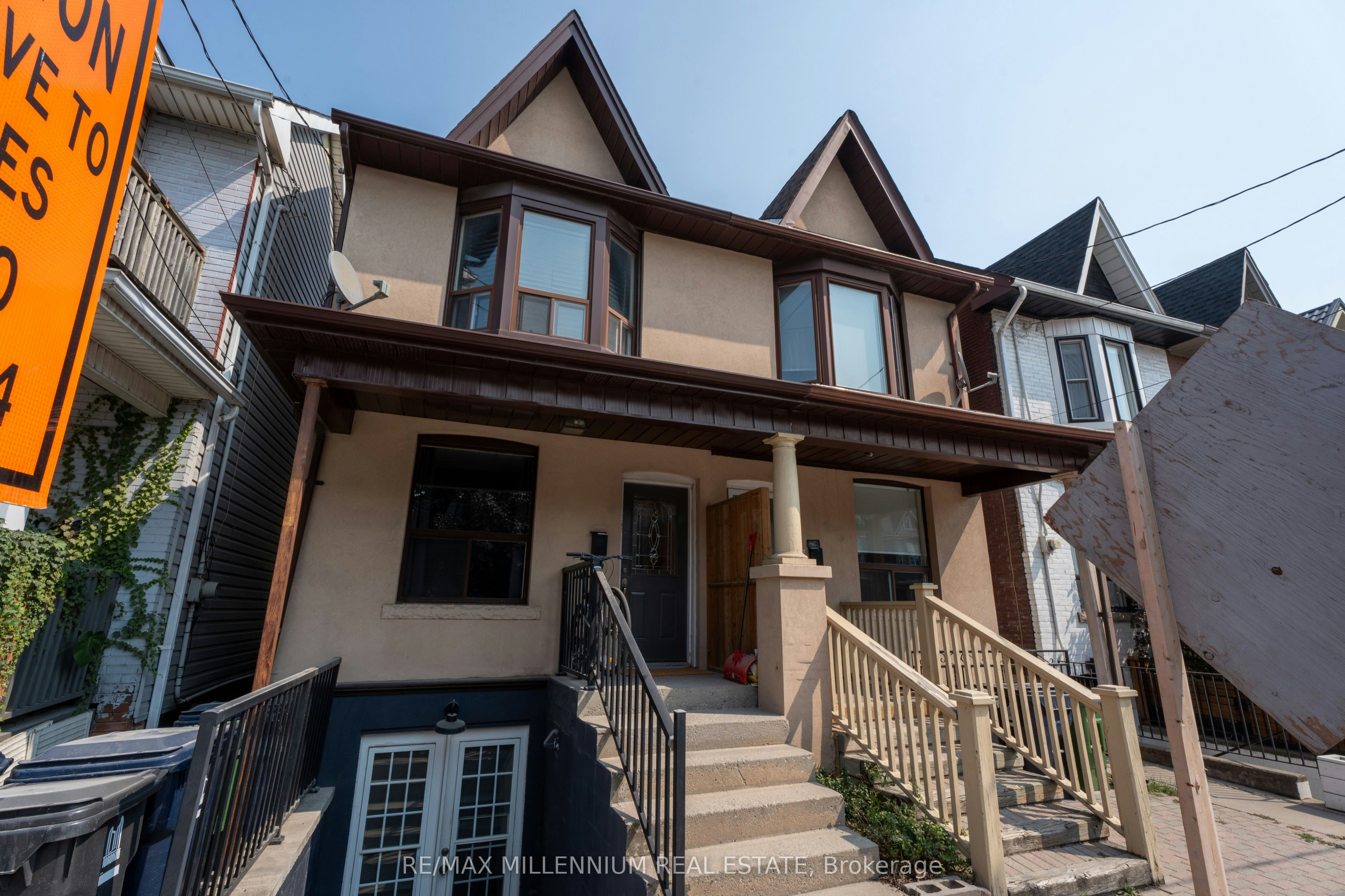 Main-797 Pape Avenue, Toronto, ON, M4K 3T2 - 2