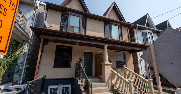 Main-797 Pape Avenue, Toronto, ON, M4K 3T2 - 2