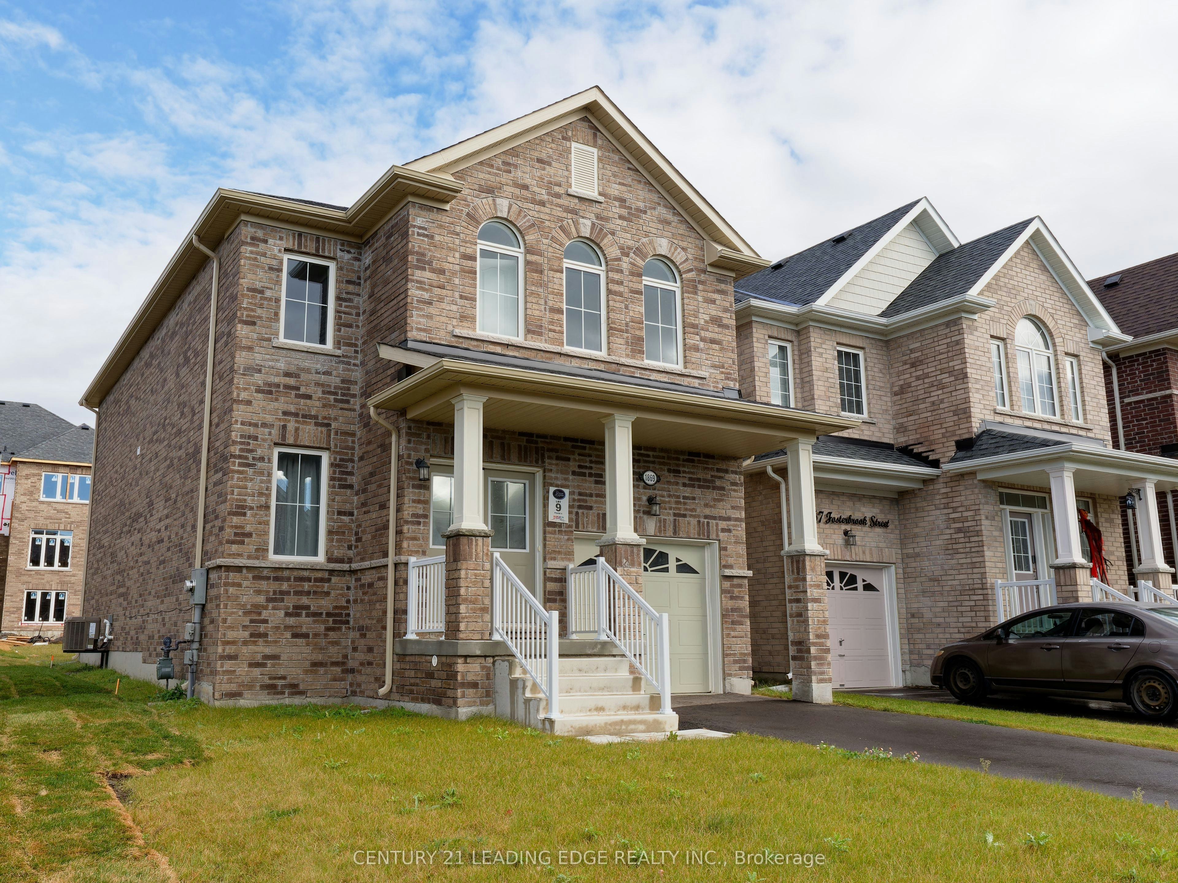 1869 Fosterbrook Street N, Oshawa, ON, L1K 3G5 - 2
