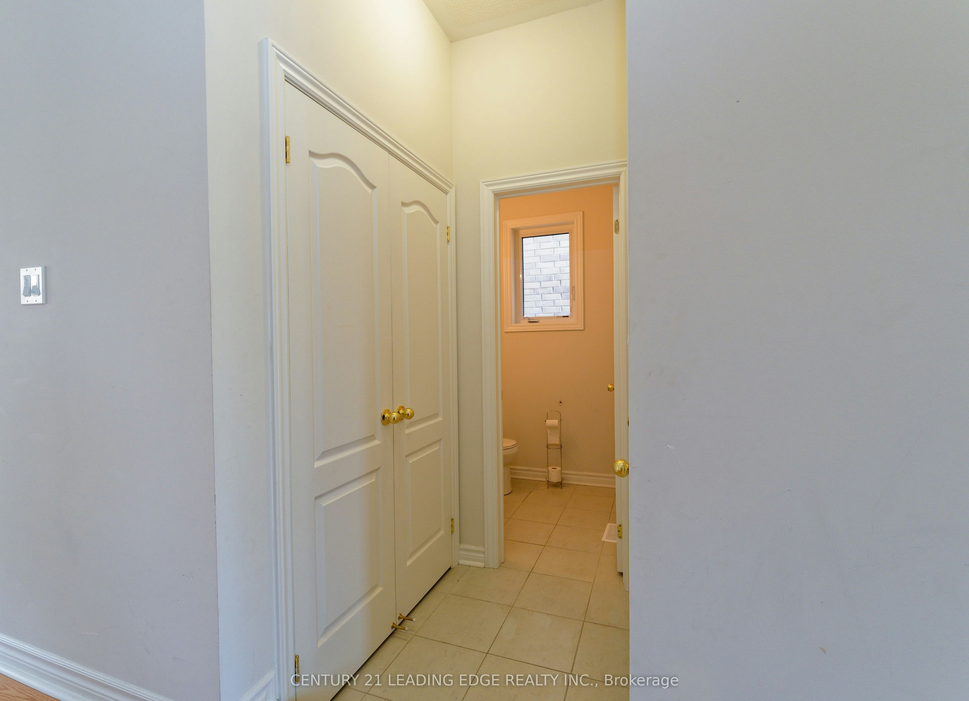 1869 Fosterbrook Street N, Oshawa, ON, L1K 3G5 - 5