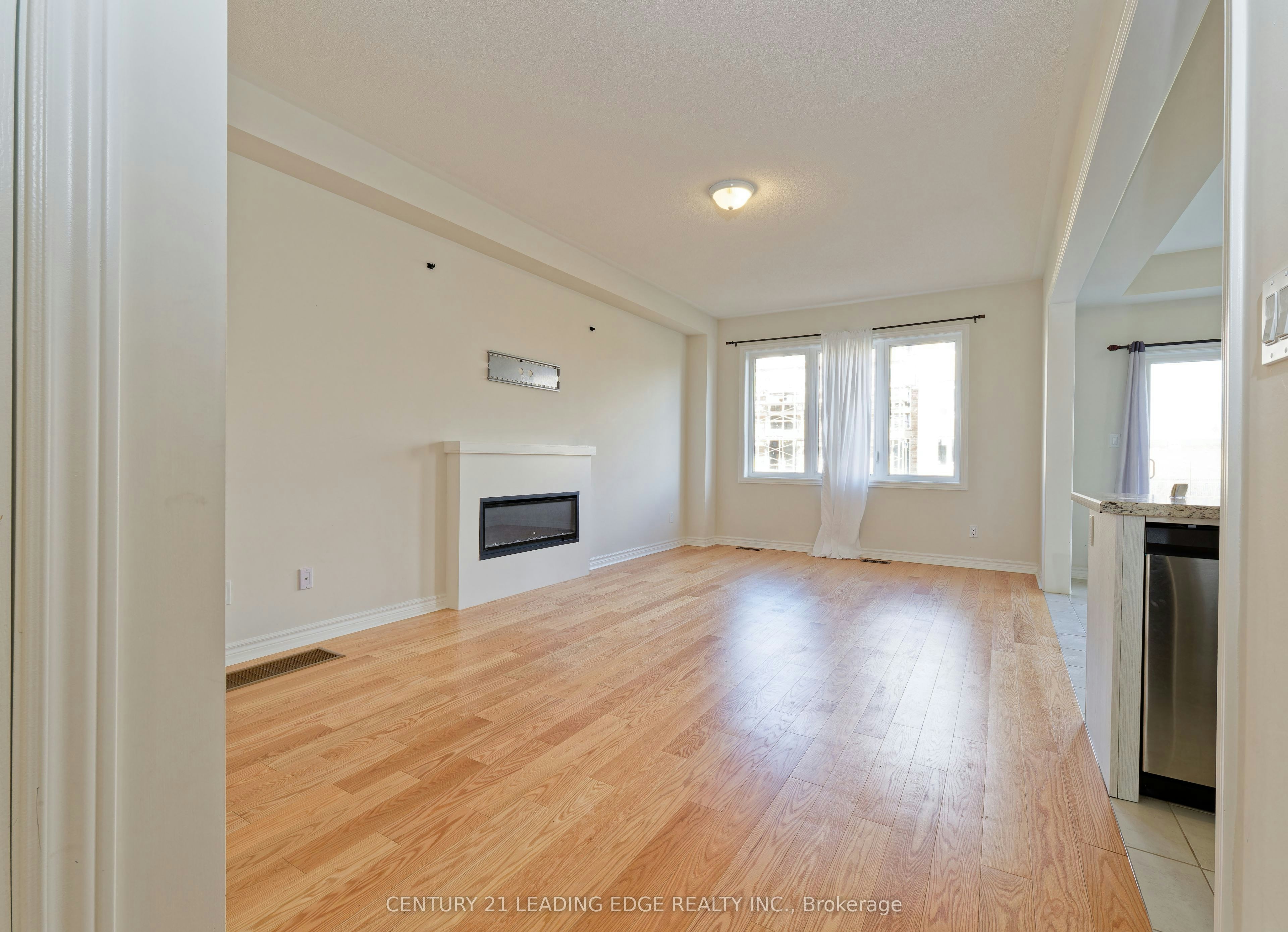 1869 Fosterbrook Street N, Oshawa, ON, L1K 3G5 - 7