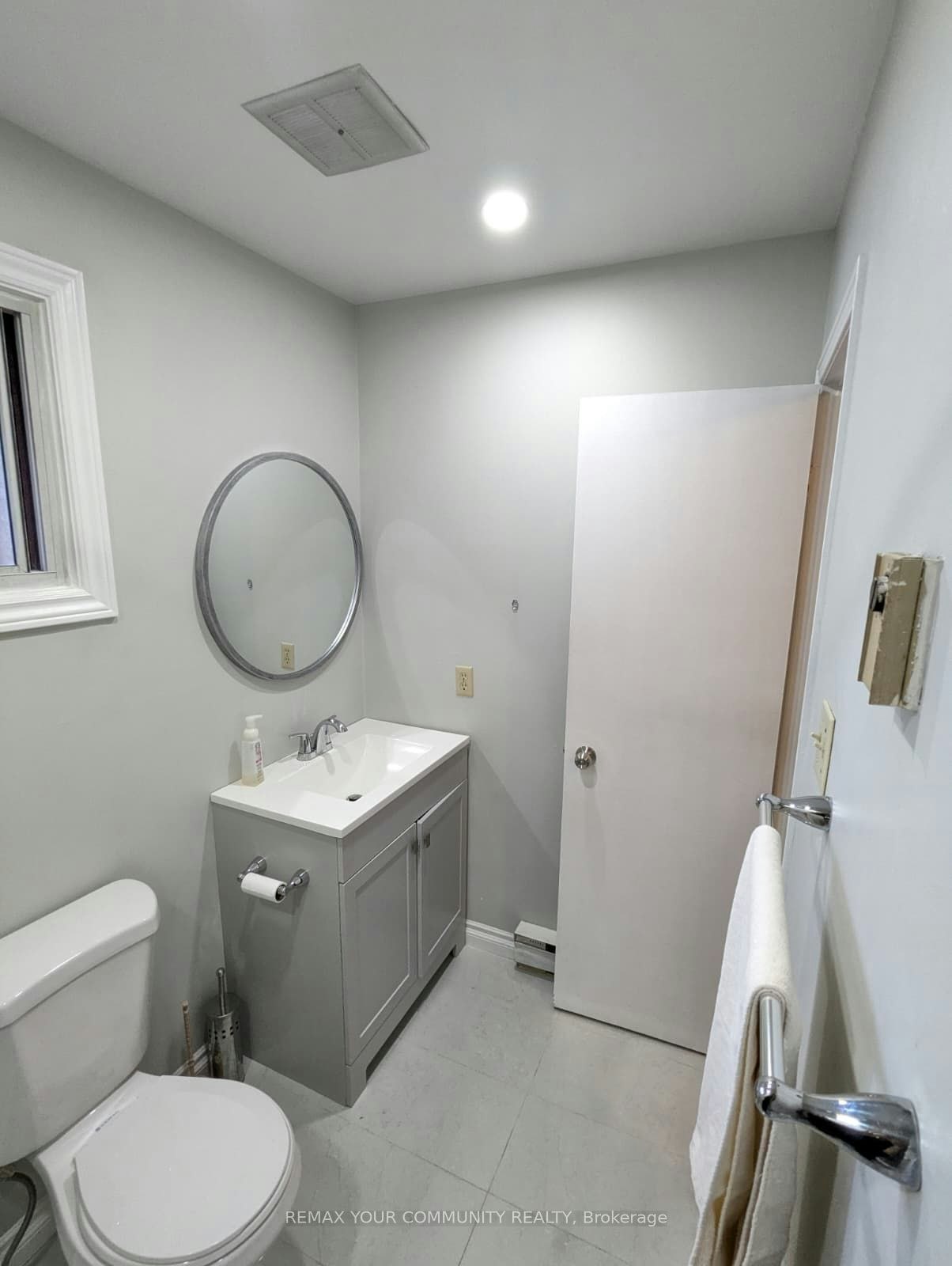 4-765 Oklahoma Drive, Pickering, ON, L1W 3C9 - 3
