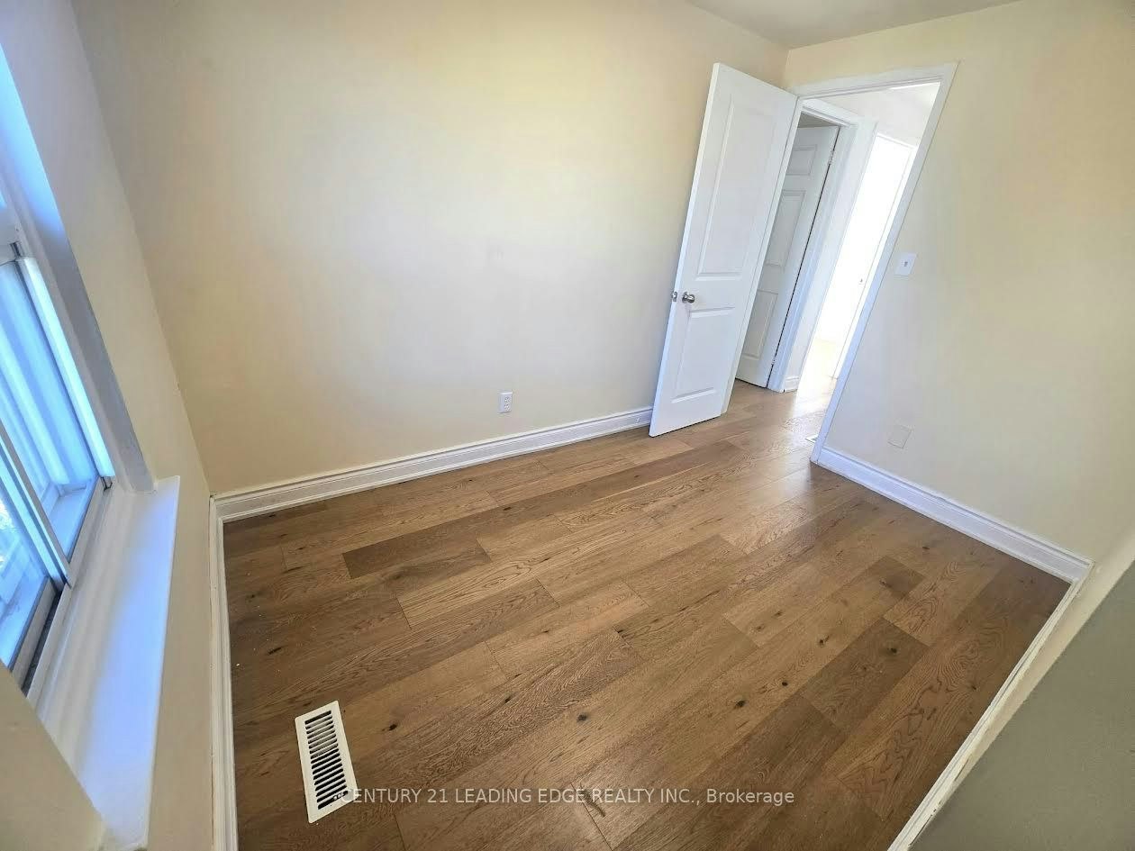 5 Murison Boulevard, Toronto, ON, M1B 2B1 - 30