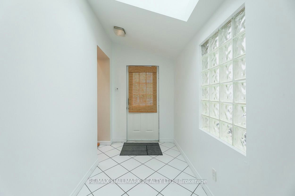 50 Earl Grey Road, Toronto, ON, M4J 3L2 - 4