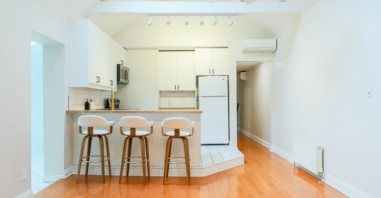 50 Earl Grey Road, Toronto, ON, M4J 3L2 - 13