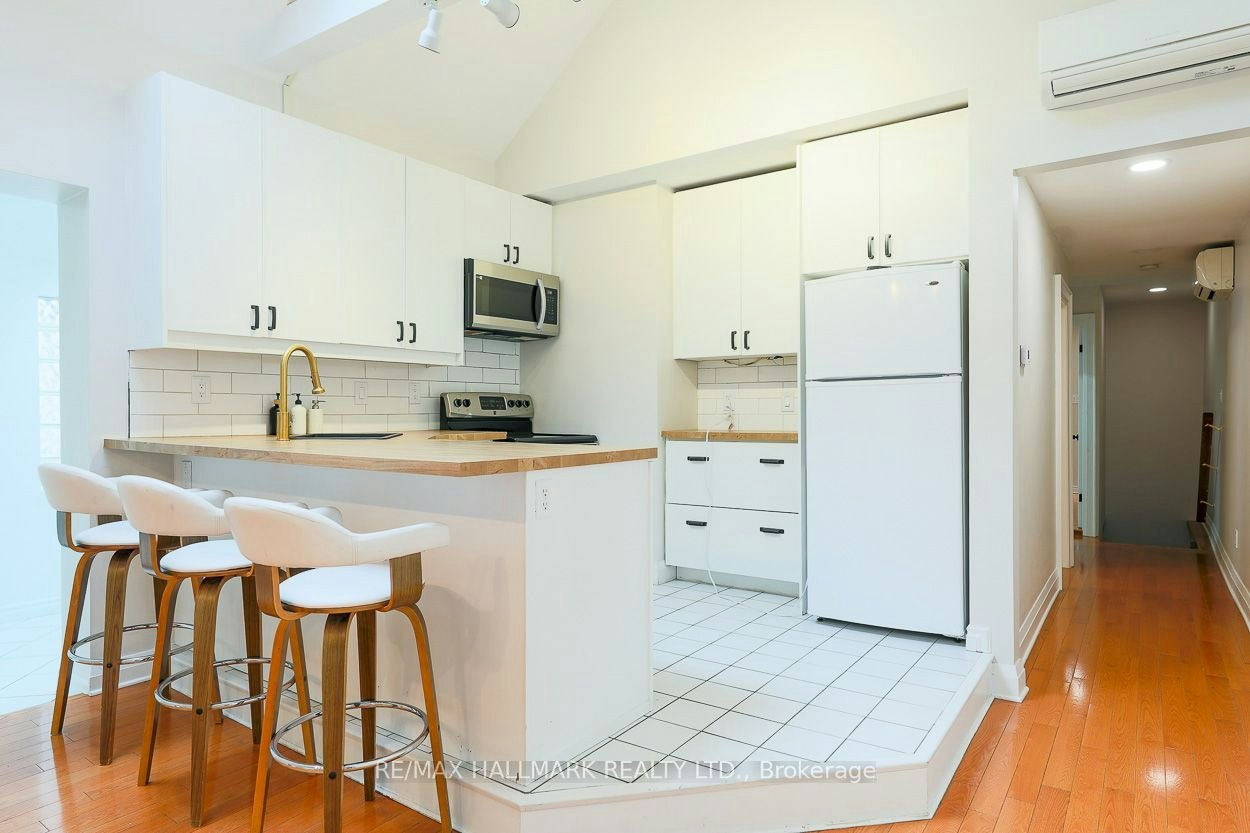 50 Earl Grey Road, Toronto, ON, M4J 3L2 - 14