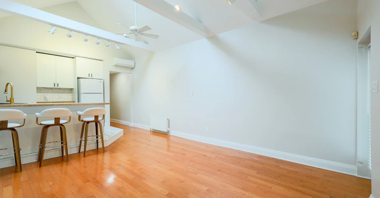 50 Earl Grey Road, Toronto, ON, M4J 3L2 - 10
