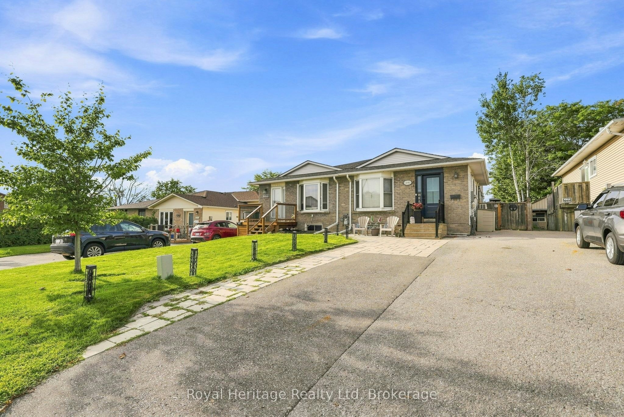 1282 Sunningdale Avenue, Oshawa, ON, L1H 8G7