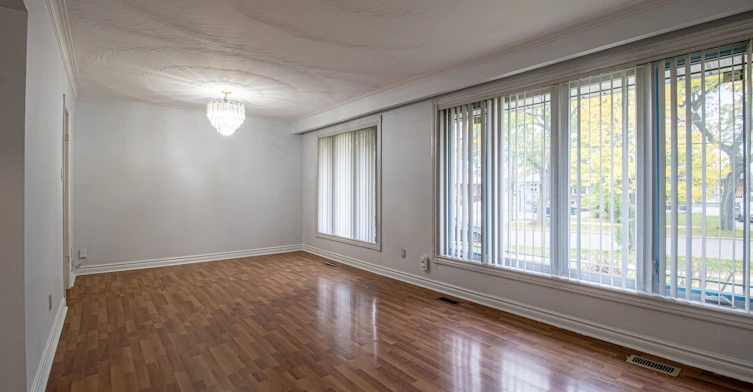 Upper-57 Chancellor Drive, Toronto, ON, M1G 2W4 - 4