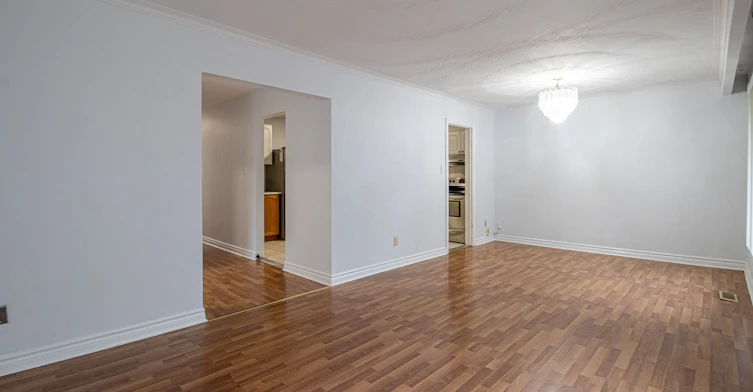 Upper-57 Chancellor Drive, Toronto, ON, M1G 2W4 - 5