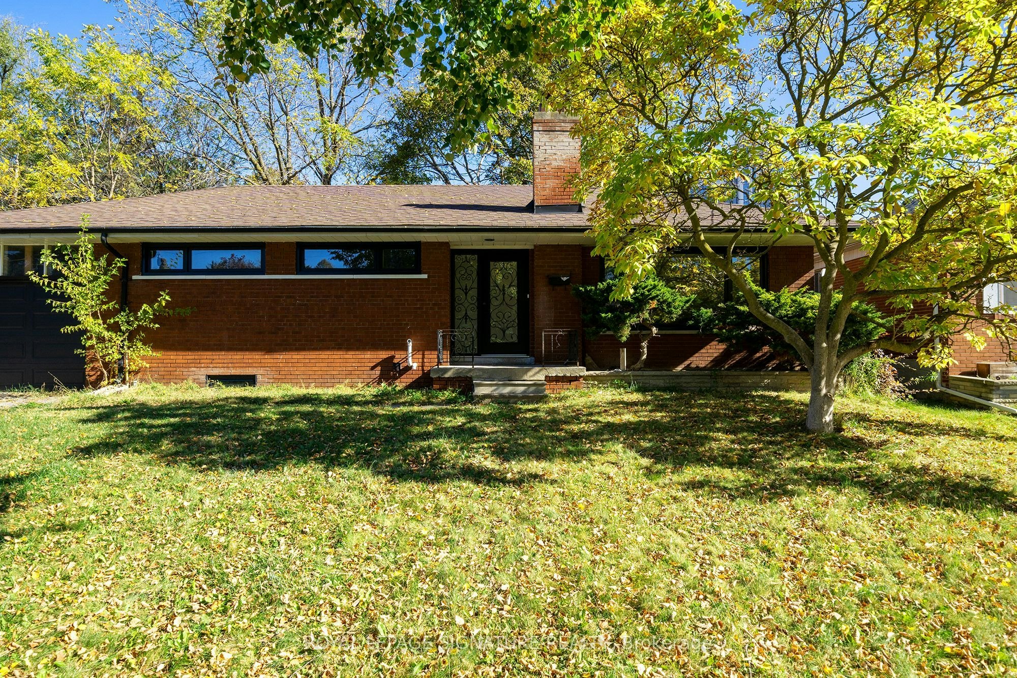 120 Earlton Road, Toronto, ON, M1T 2R6