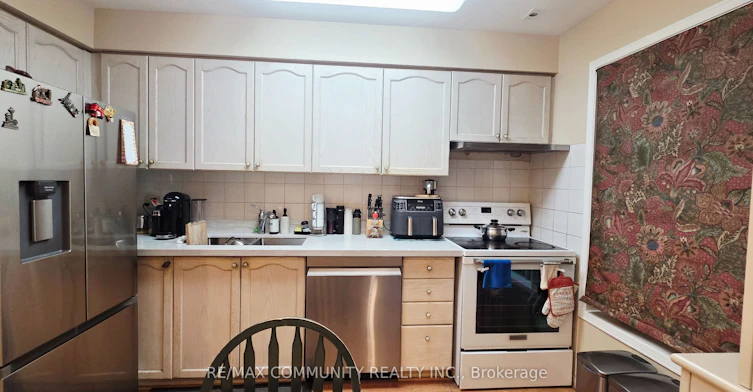 511-83 Mondeo Drive, Toronto, ON, M1P 5B6 - 13