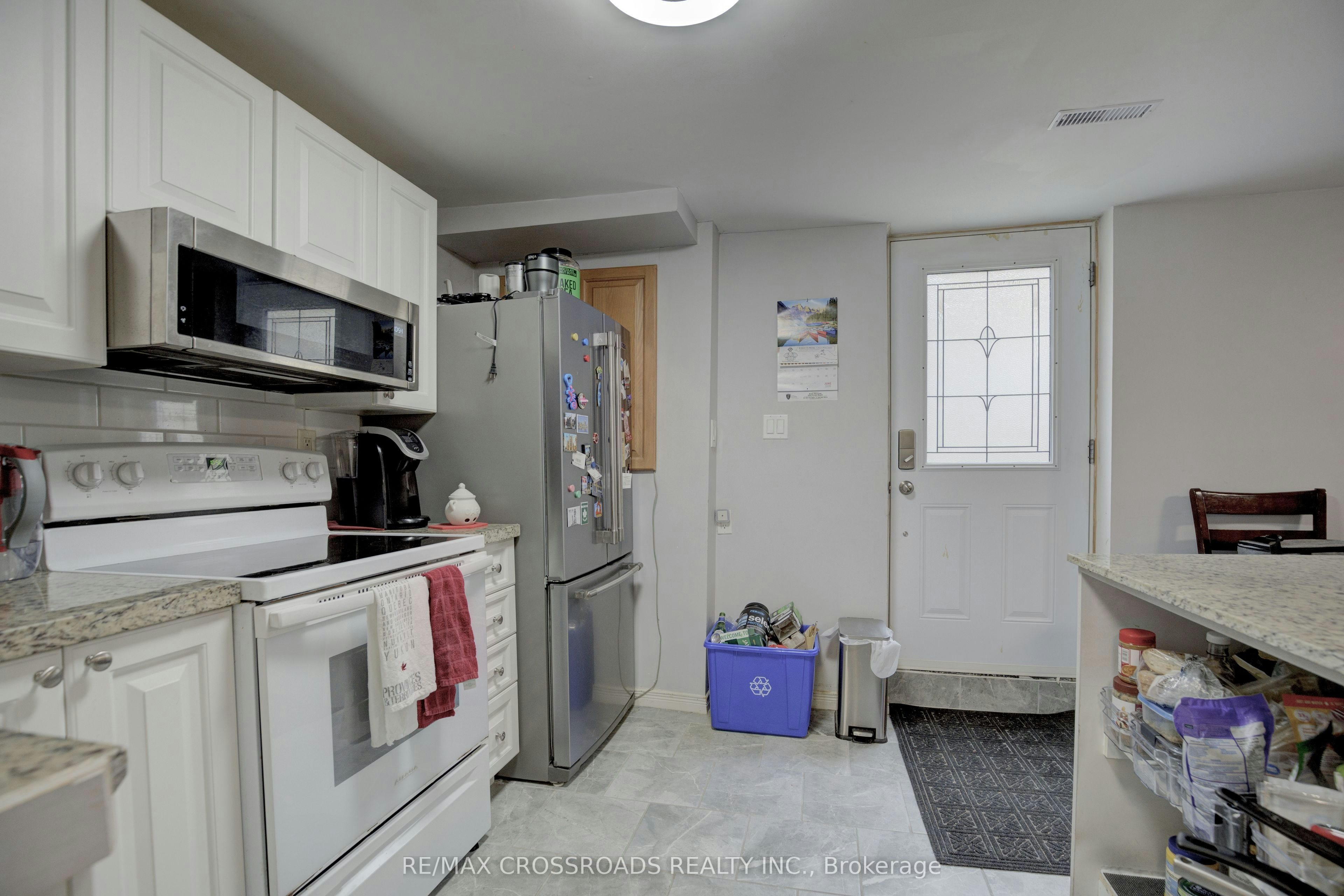 BSMT-2 Viceregal Court, Whitby, ON, L1N 6R2 - 14