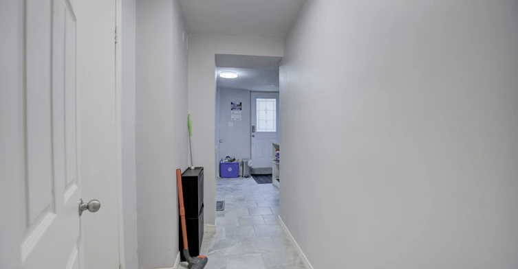 BSMT-2 Viceregal Court, Whitby, ON, L1N 6R2 - 19