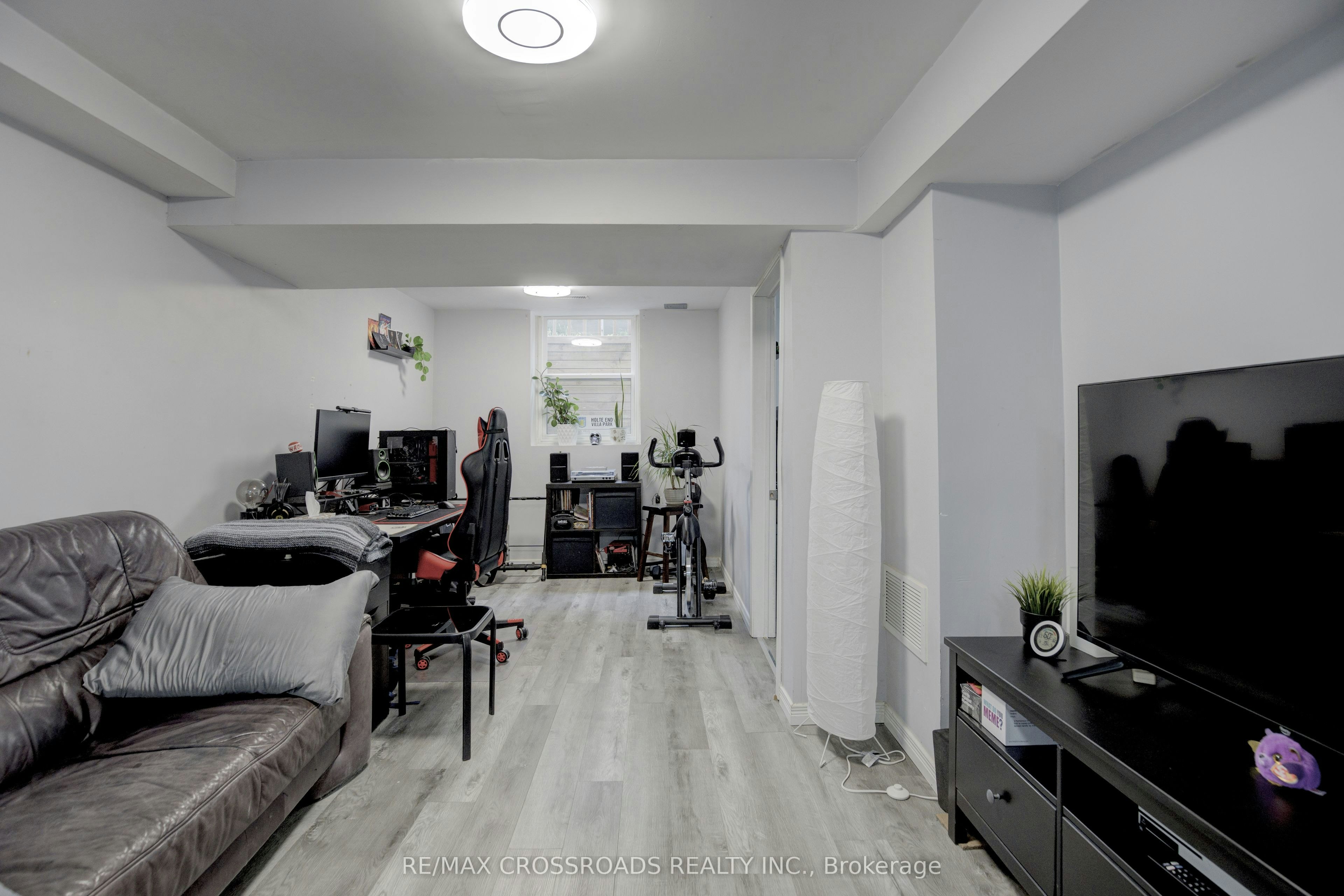 BSMT-2 Viceregal Court, Whitby, ON, L1N 6R2 - 8