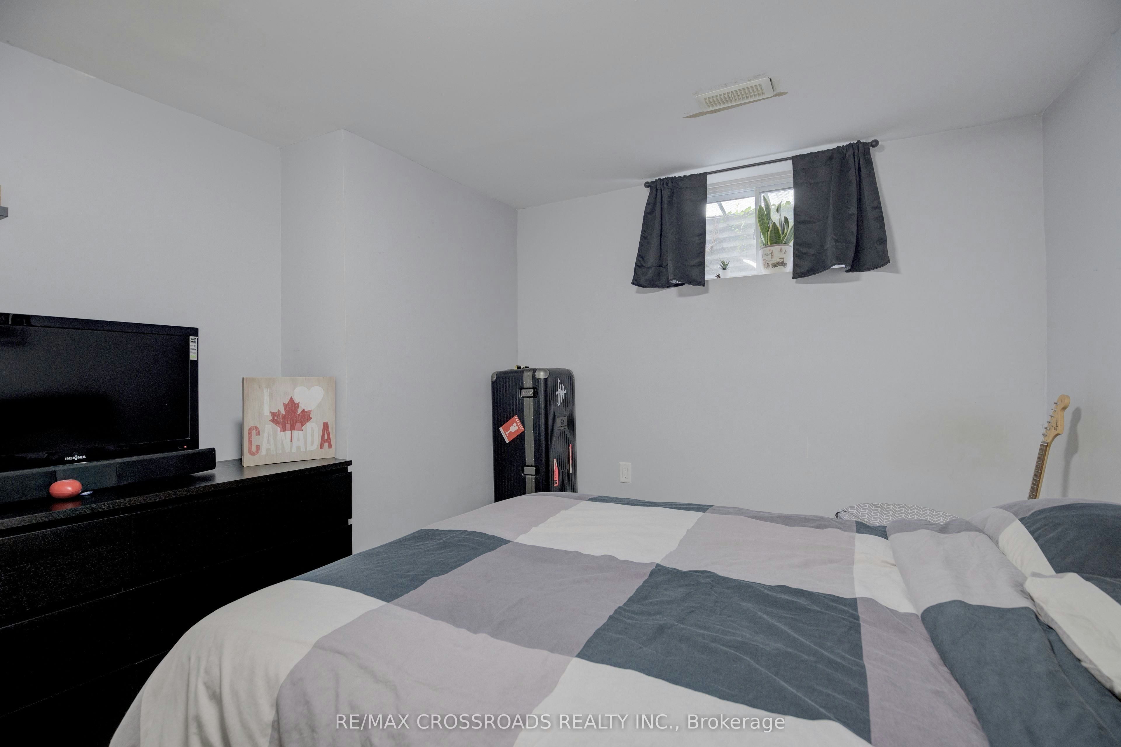 BSMT-2 Viceregal Court, Whitby, ON, L1N 6R2 - 17